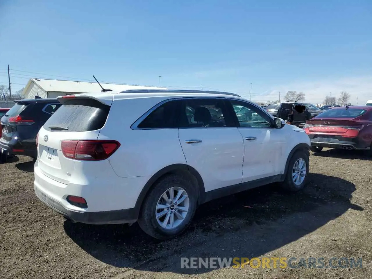 3 Photograph of a damaged car 5XYPGDA38LG646976 KIA SORENTO 2020