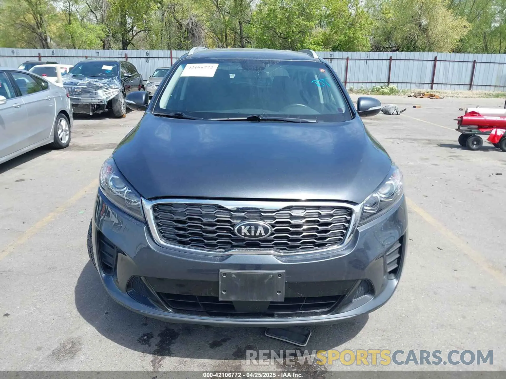 13 Photograph of a damaged car 5XYPGDA3XLG664122 KIA SORENTO 2020