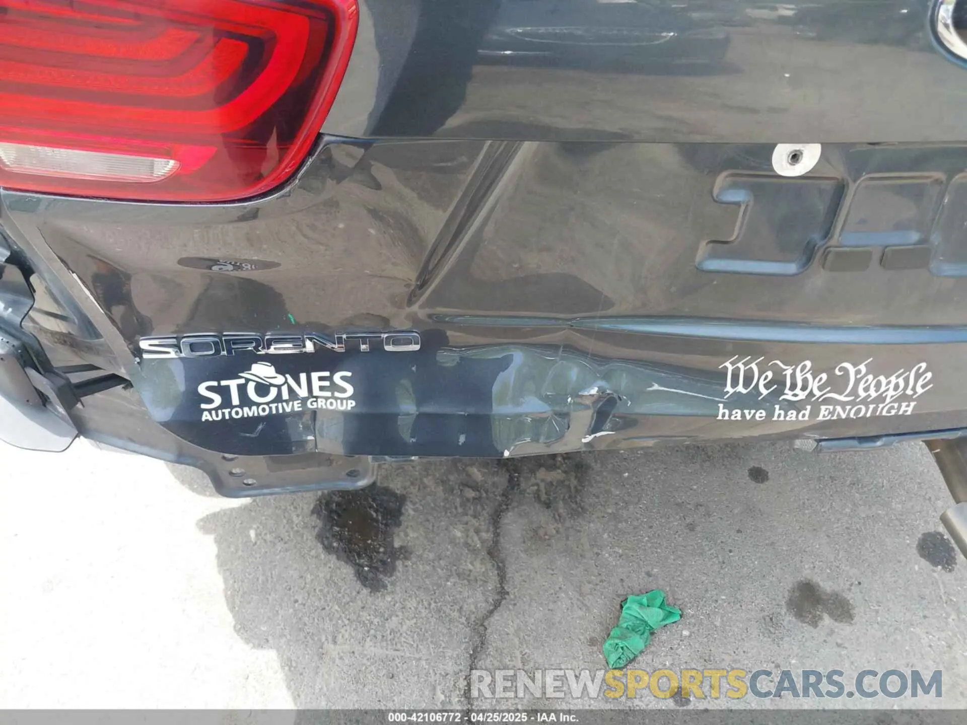18 Photograph of a damaged car 5XYPGDA3XLG664122 KIA SORENTO 2020