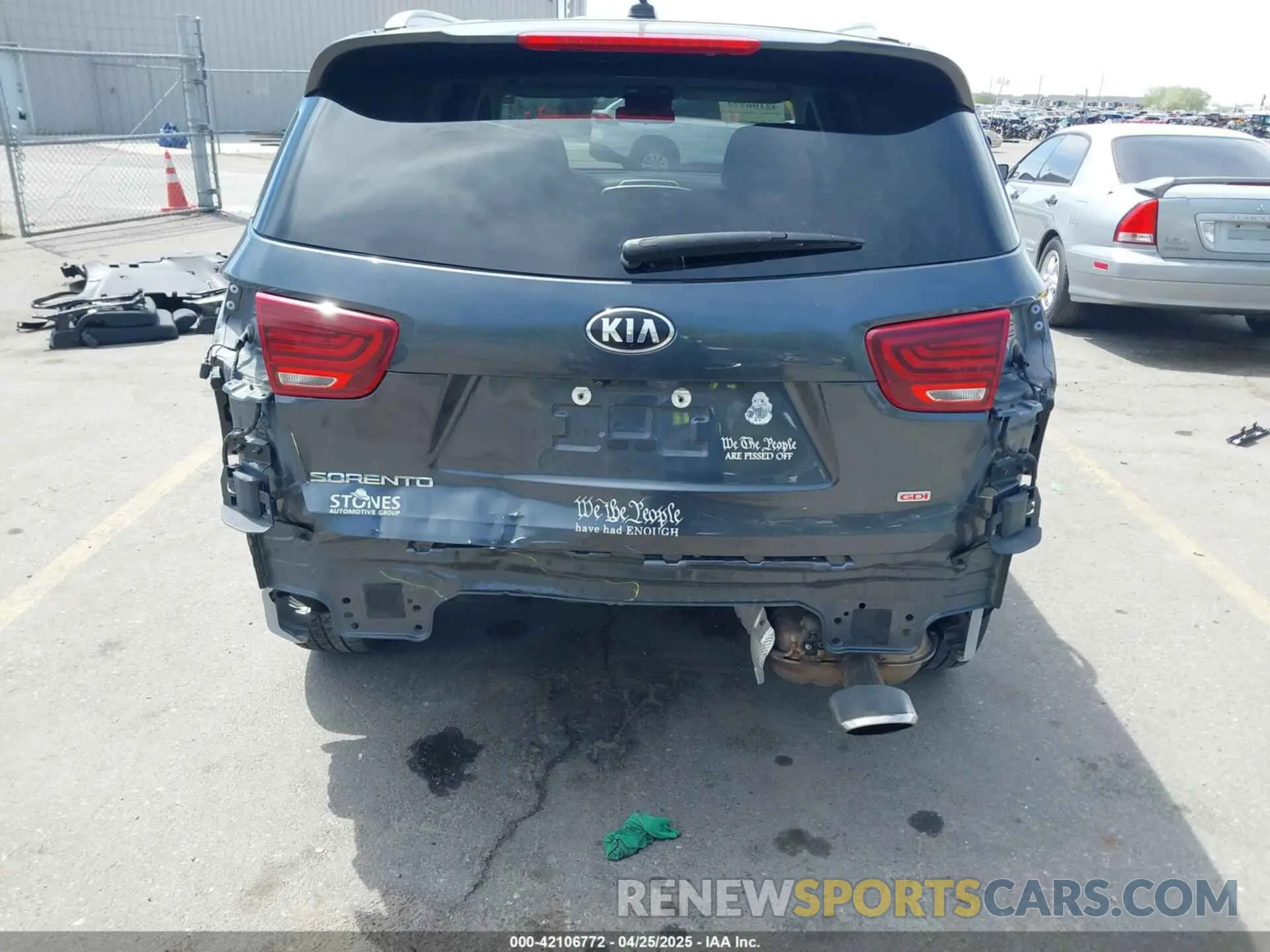6 Photograph of a damaged car 5XYPGDA3XLG664122 KIA SORENTO 2020