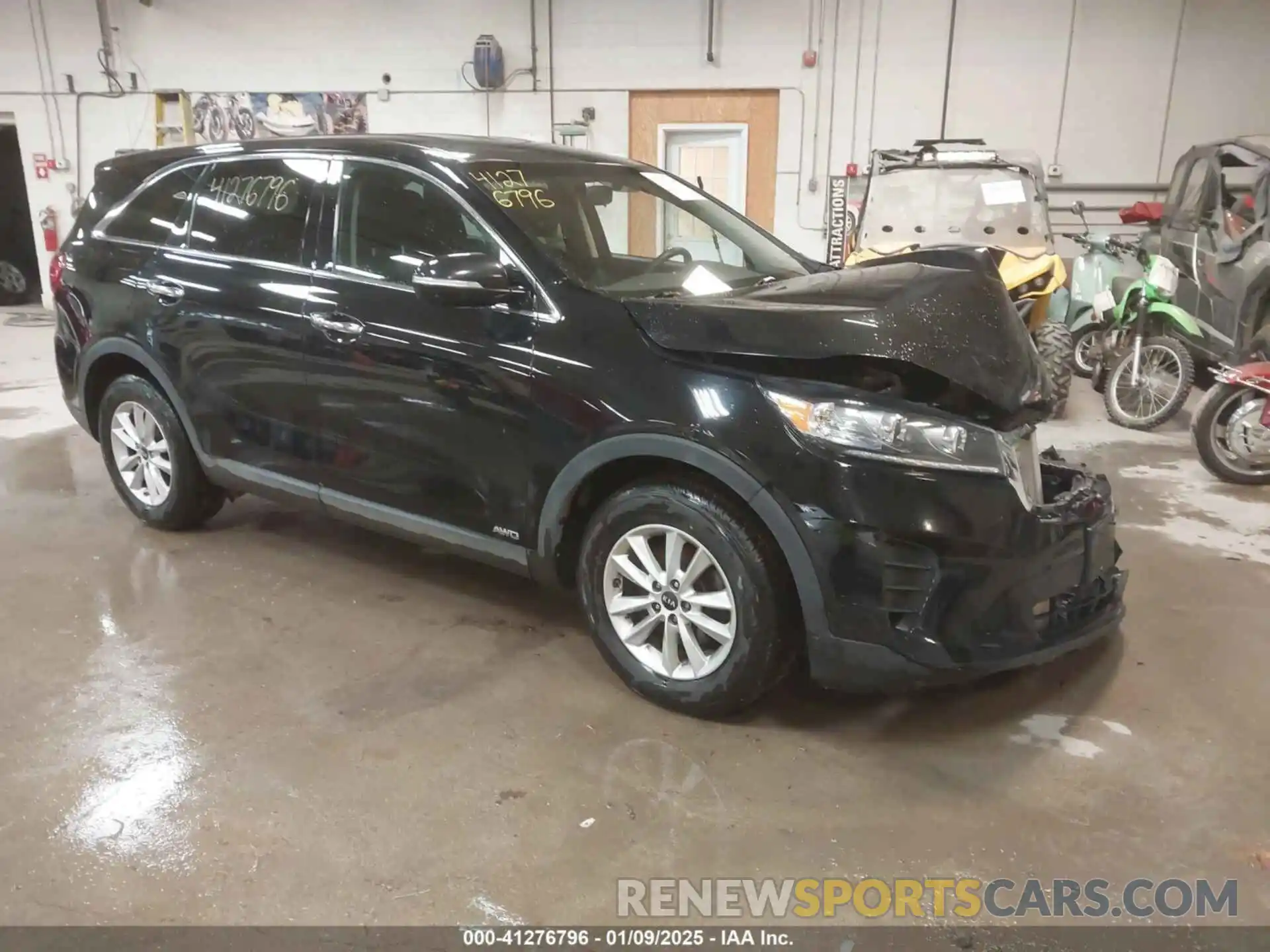 1 Photograph of a damaged car 5XYPGDA3XLG698772 KIA SORENTO 2020