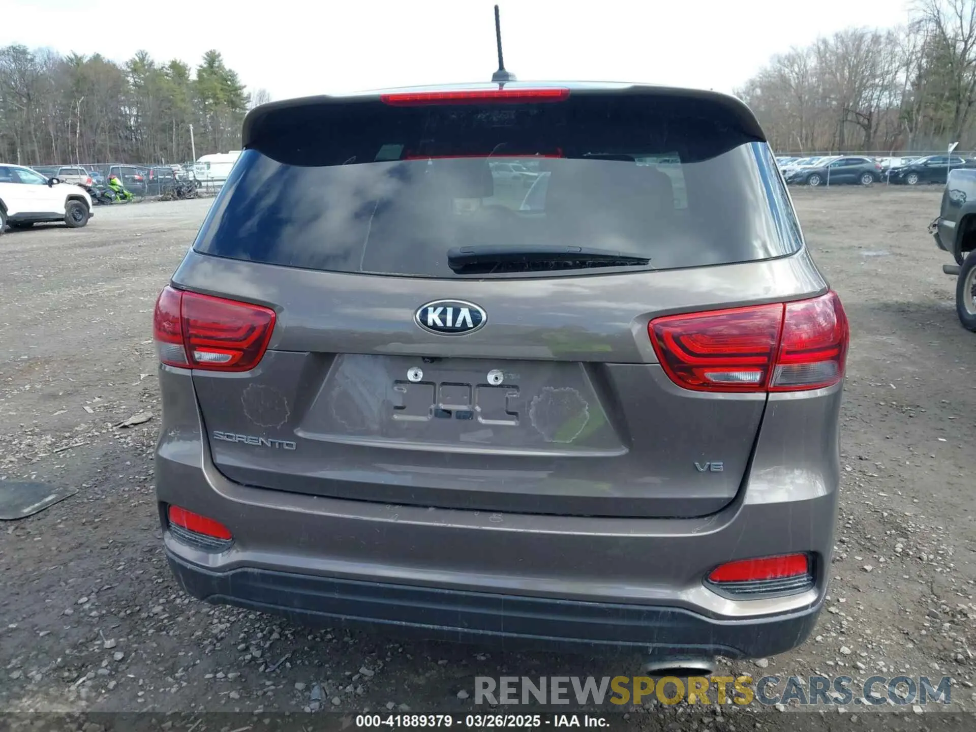 16 Photograph of a damaged car 5XYPGDA50LG620521 KIA SORENTO 2020