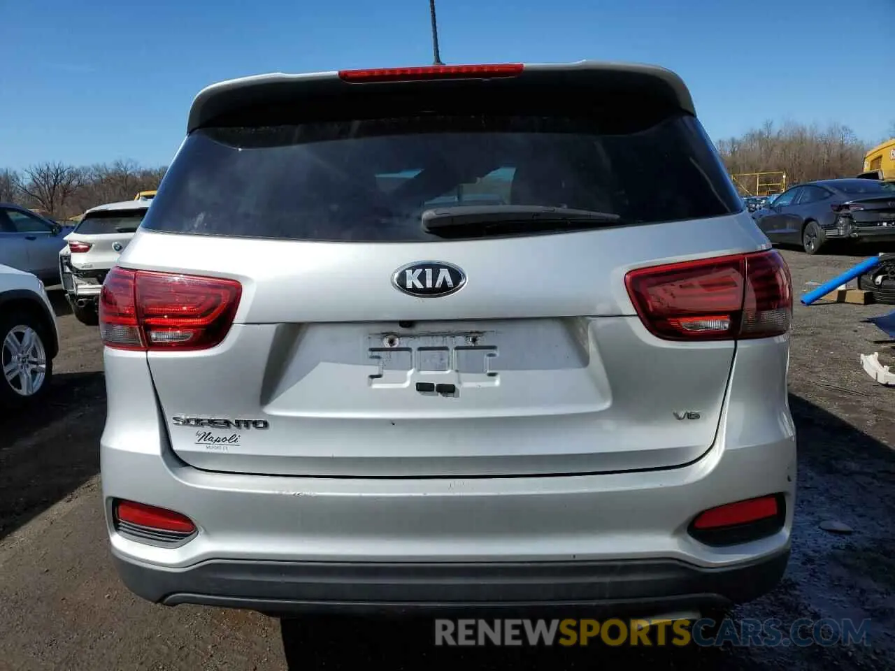 6 Photograph of a damaged car 5XYPGDA52LG618026 KIA SORENTO 2020