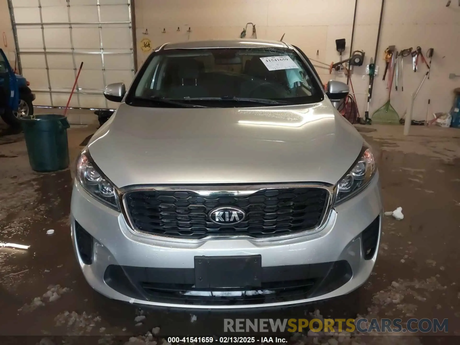 13 Photograph of a damaged car 5XYPGDA53LG647938 KIA SORENTO 2020