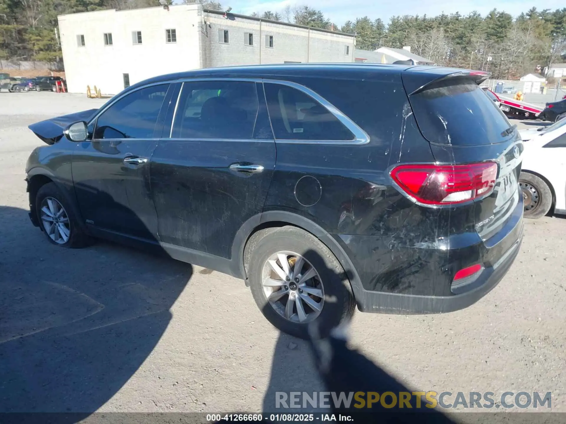 3 Photograph of a damaged car 5XYPGDA54LG619310 KIA SORENTO 2020