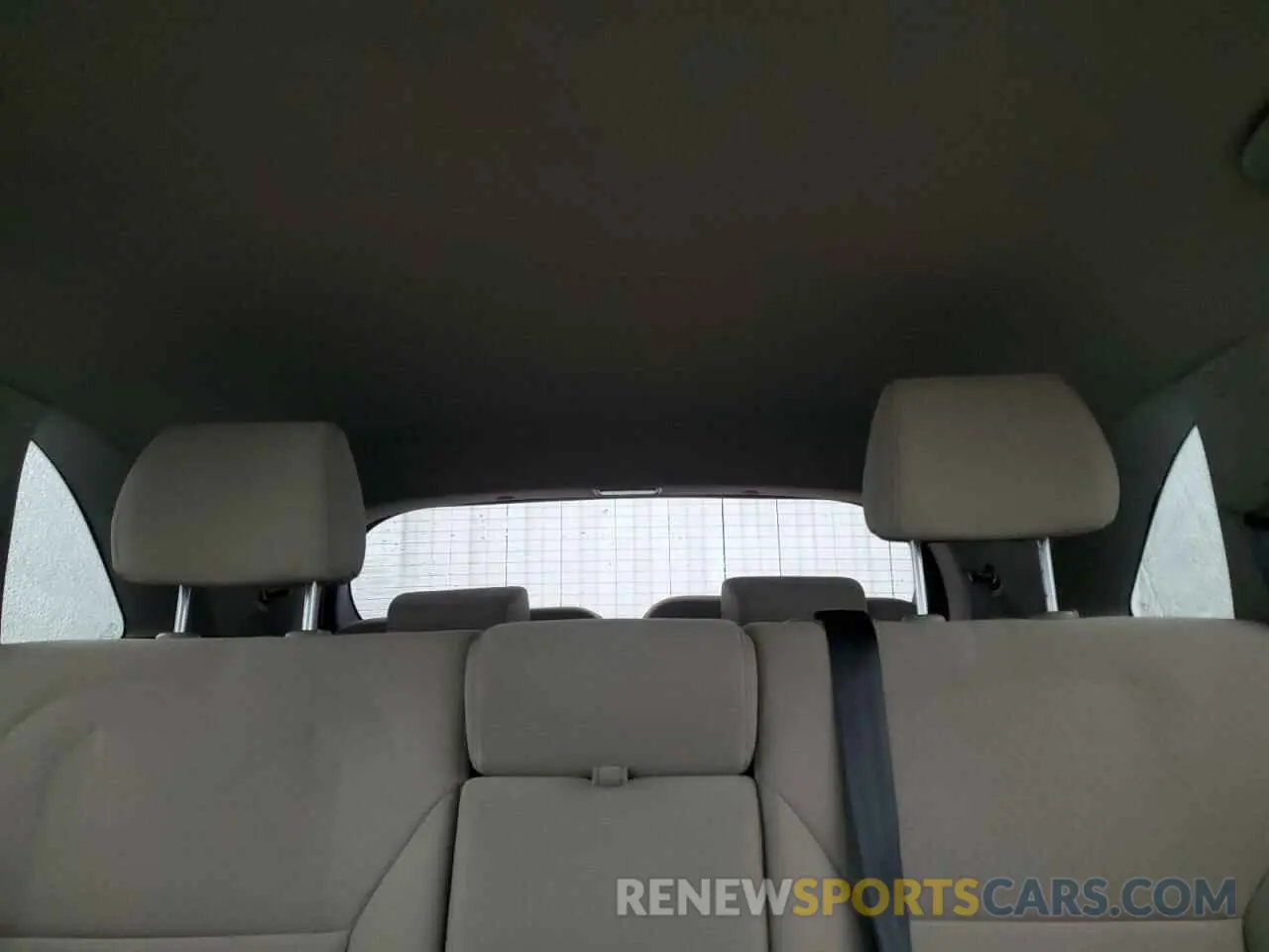 10 Photograph of a damaged car 5XYPGDA55LG691732 KIA SORENTO 2020