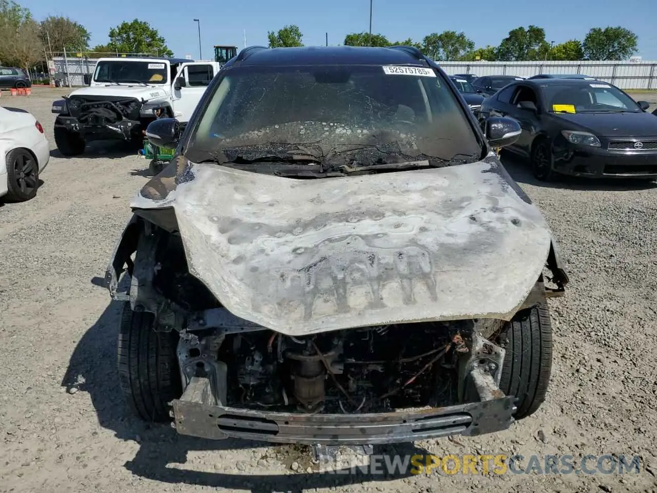 5 Photograph of a damaged car 5XYPGDA56LG675782 KIA SORENTO 2020