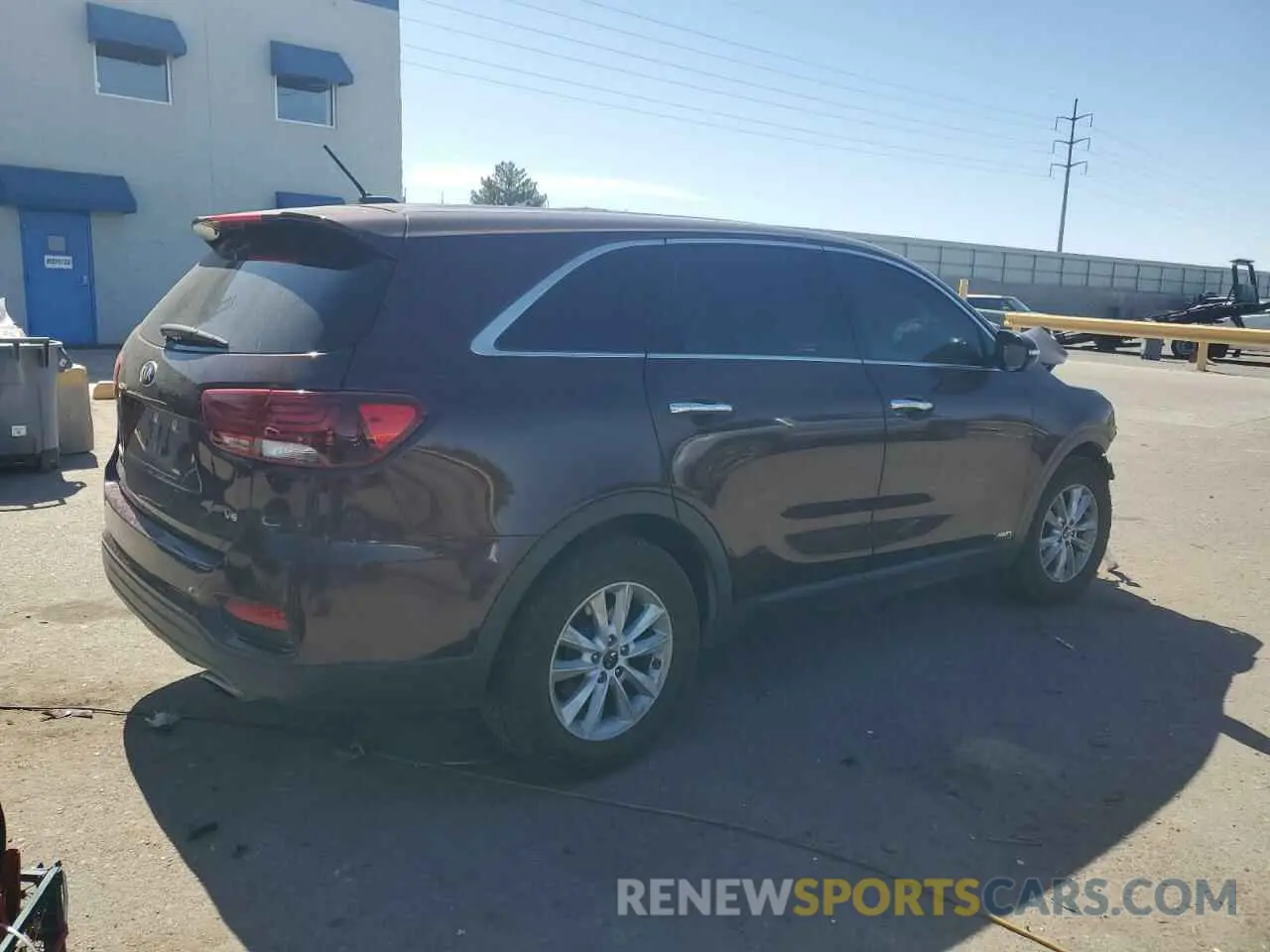3 Photograph of a damaged car 5XYPGDA58LG618600 KIA SORENTO 2020