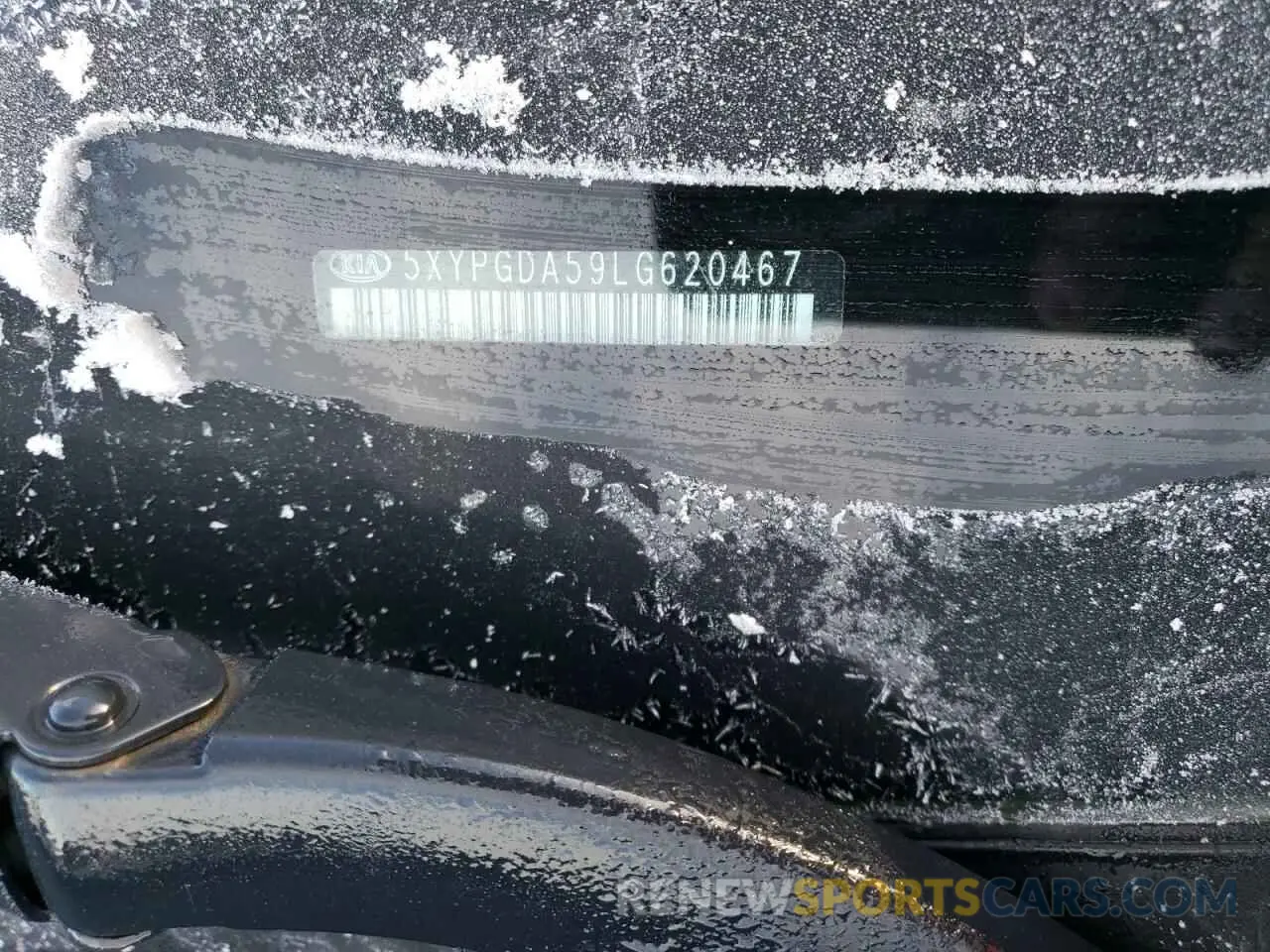 13 Photograph of a damaged car 5XYPGDA59LG620467 KIA SORENTO 2020