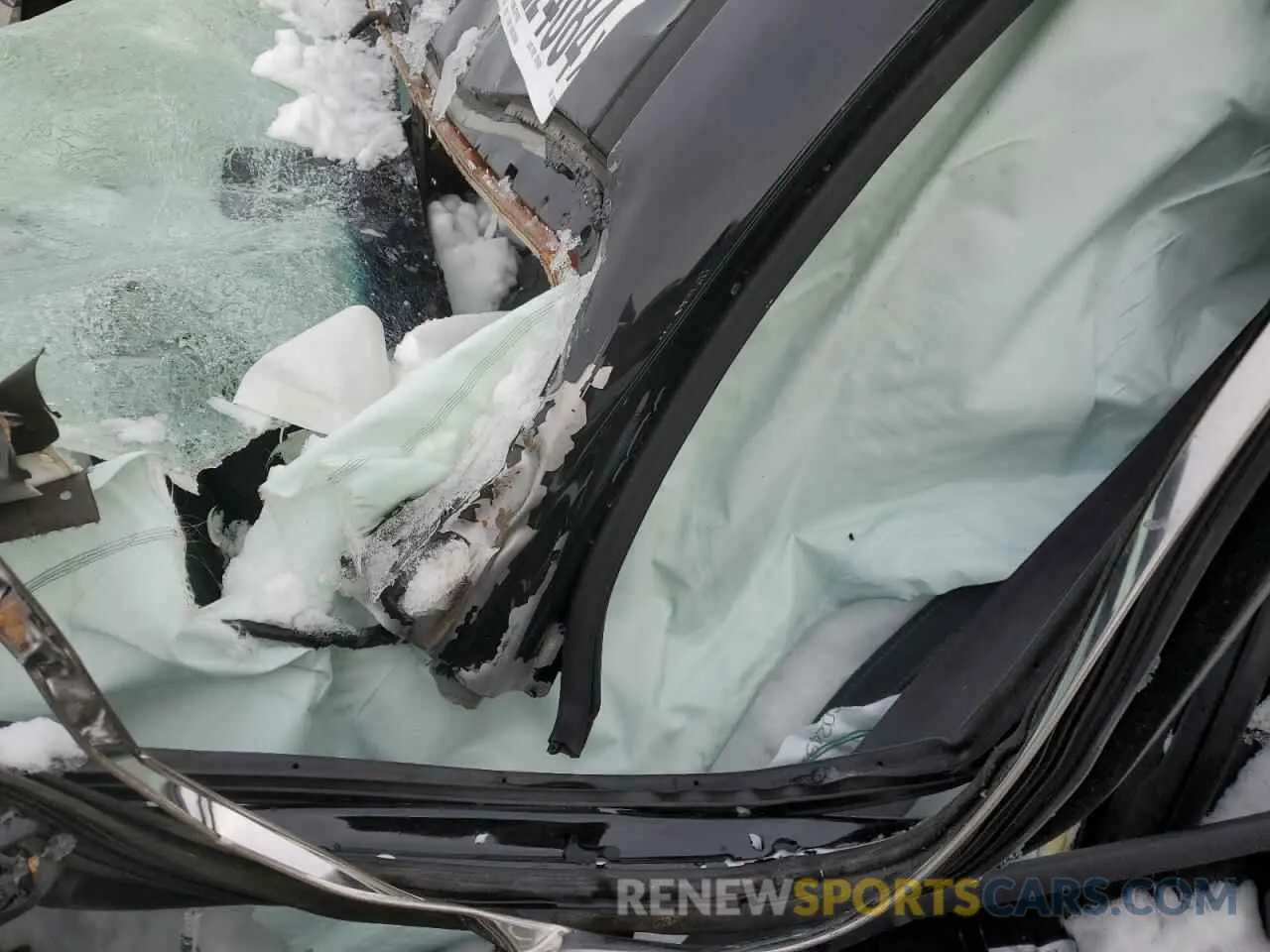 7 Photograph of a damaged car 5XYPGDA59LG637821 KIA SORENTO 2020