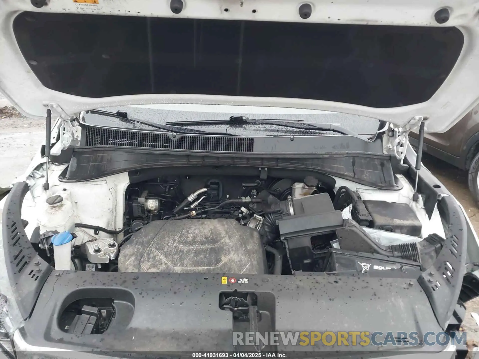 10 Photograph of a damaged car 5XYPGDA59LG664842 KIA SORENTO 2020
