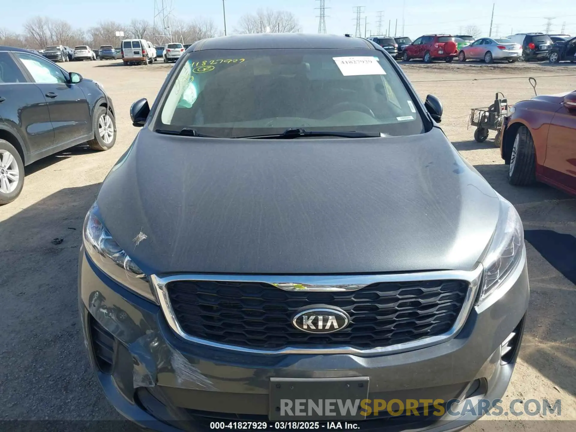 6 Photograph of a damaged car 5XYPGDA59LG683343 KIA SORENTO 2020