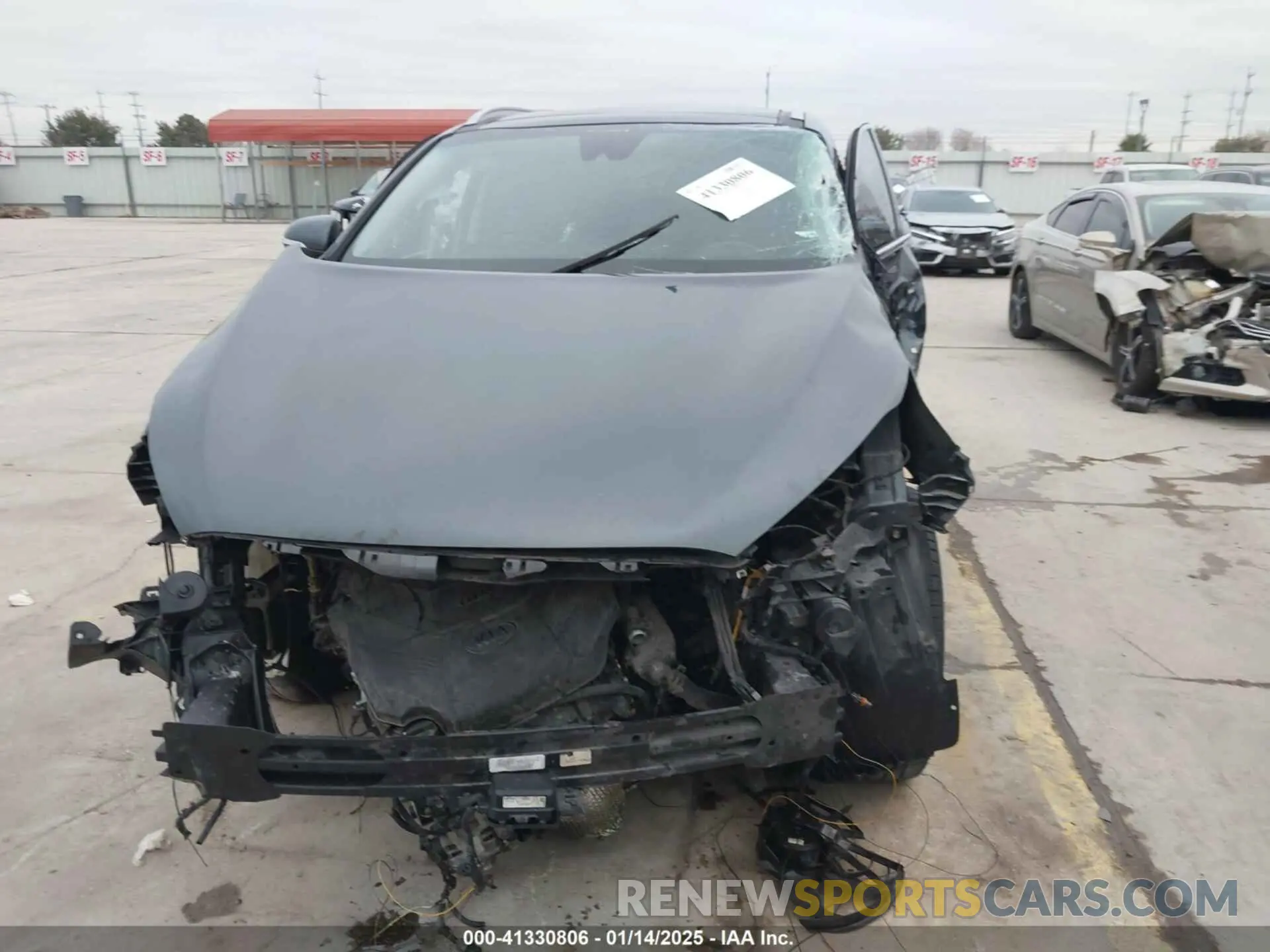 12 Photograph of a damaged car 5XYPH4A50LG666153 KIA SORENTO 2020