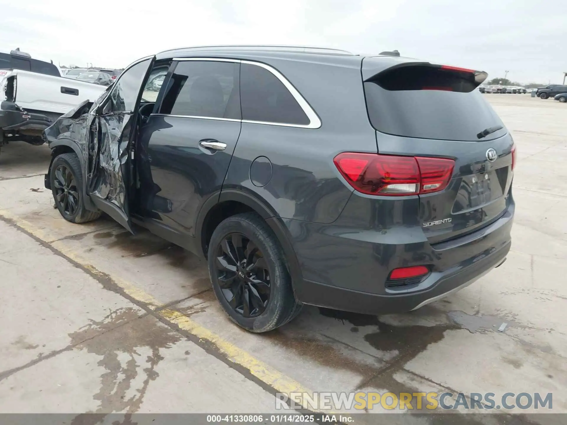 3 Photograph of a damaged car 5XYPH4A50LG666153 KIA SORENTO 2020