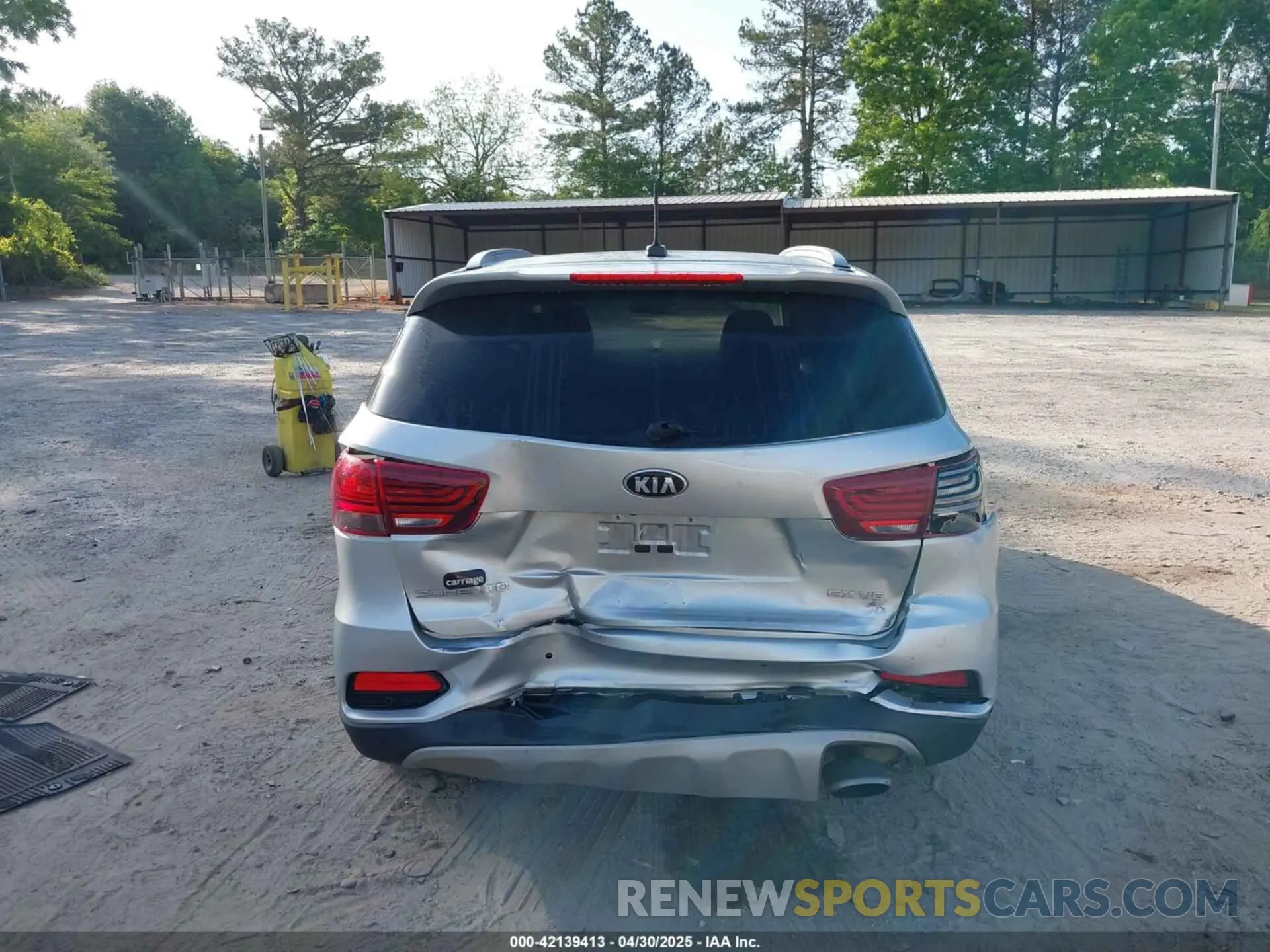 16 Photograph of a damaged car 5XYPH4A58LG709332 KIA SORENTO 2020