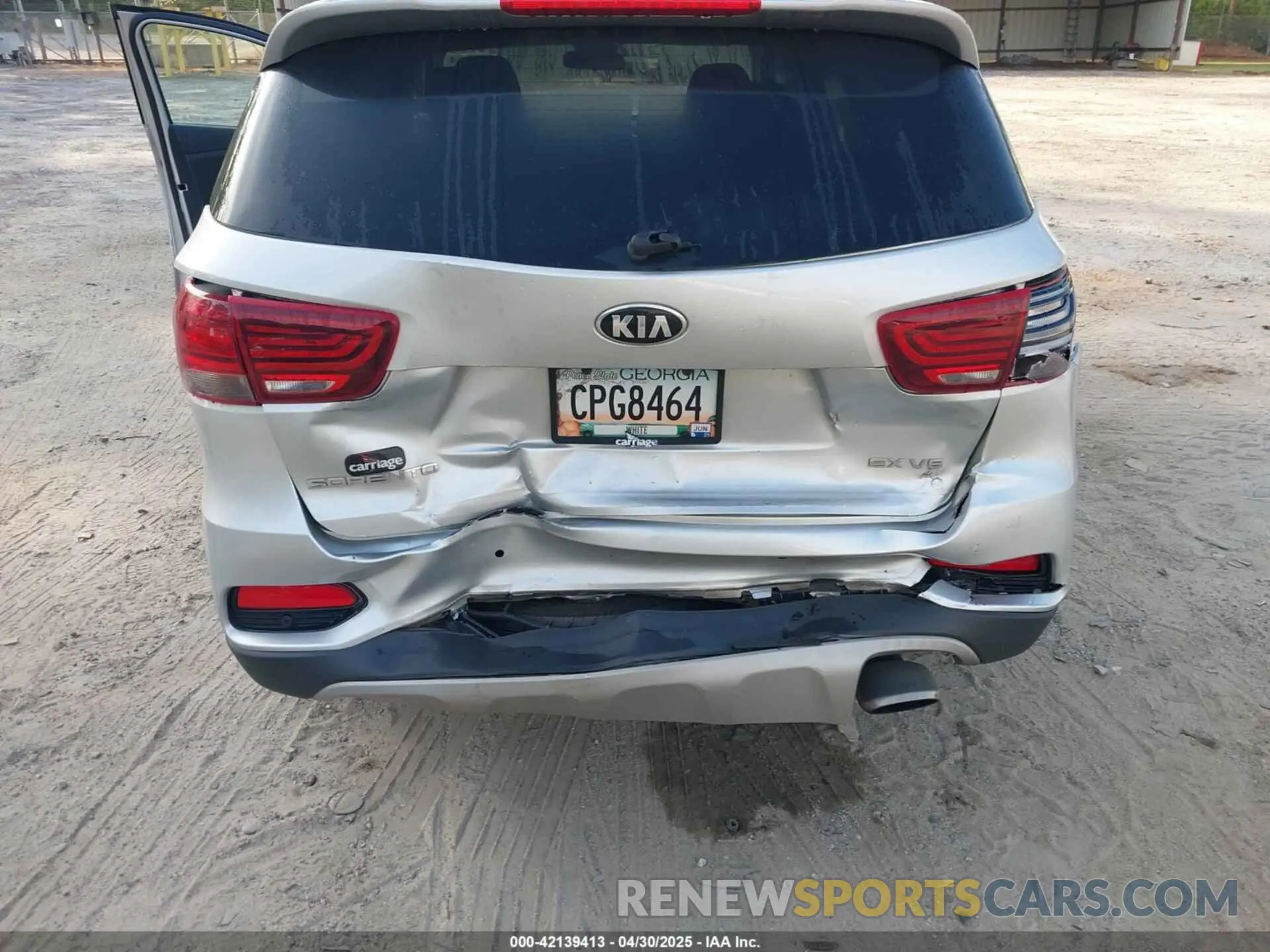 6 Photograph of a damaged car 5XYPH4A58LG709332 KIA SORENTO 2020