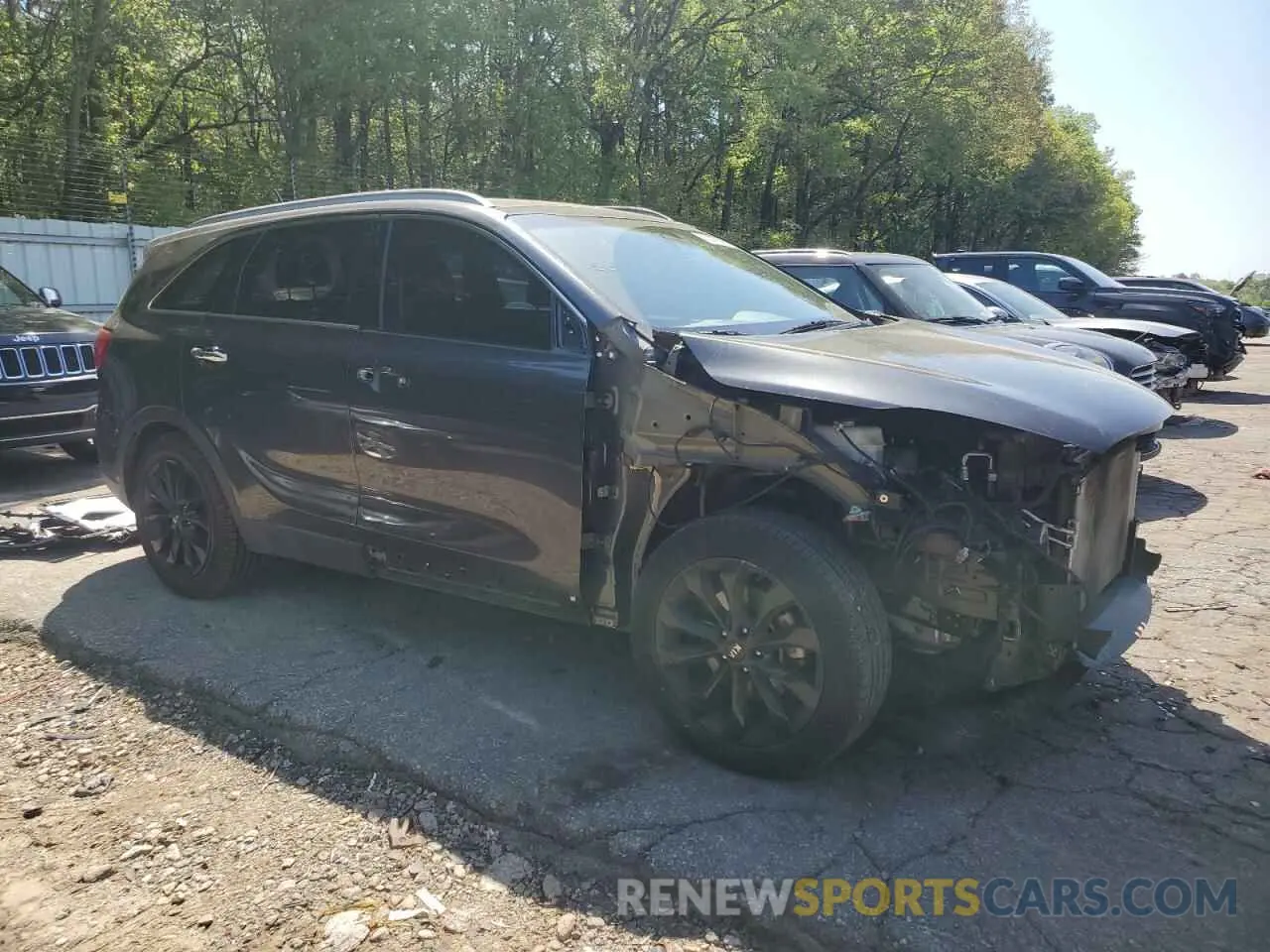 4 Photograph of a damaged car 5XYPH4A5XLG675703 KIA SORENTO 2020
