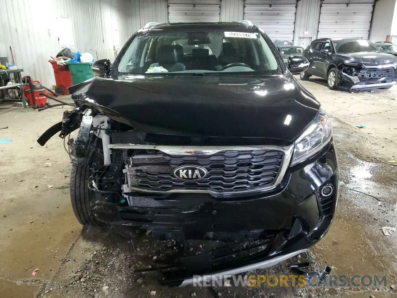 5 Photograph of a damaged car 5XYPHDA51LG679719 KIA SORENTO 2020
