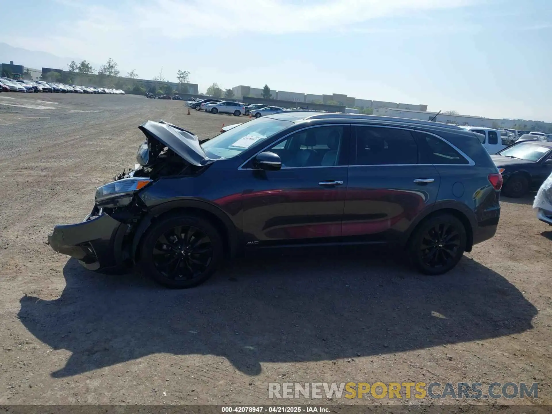 13 Photograph of a damaged car 5XYPHDA52LG710671 KIA SORENTO 2020