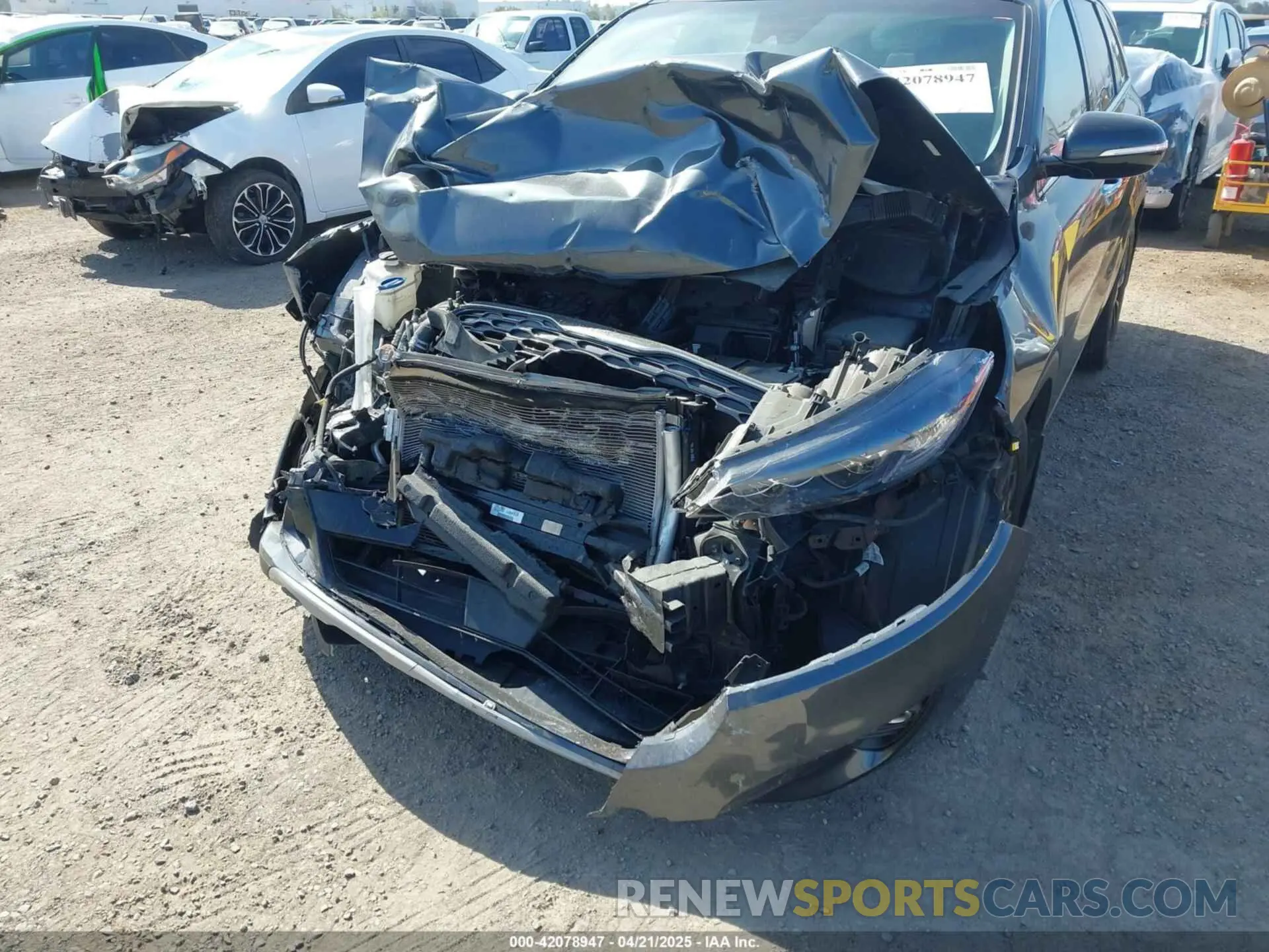6 Photograph of a damaged car 5XYPHDA52LG710671 KIA SORENTO 2020