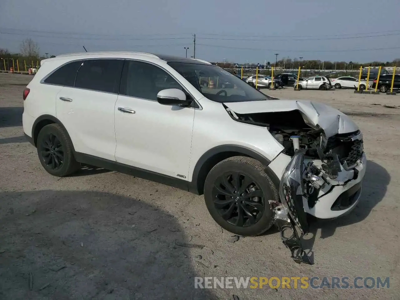 4 Photograph of a damaged car 5XYPHDA59LG692864 KIA SORENTO 2020