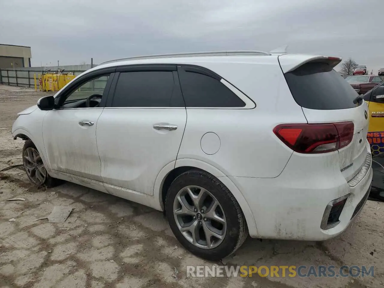 2 Photograph of a damaged car 5XYPK4A51LG670018 KIA SORENTO 2020