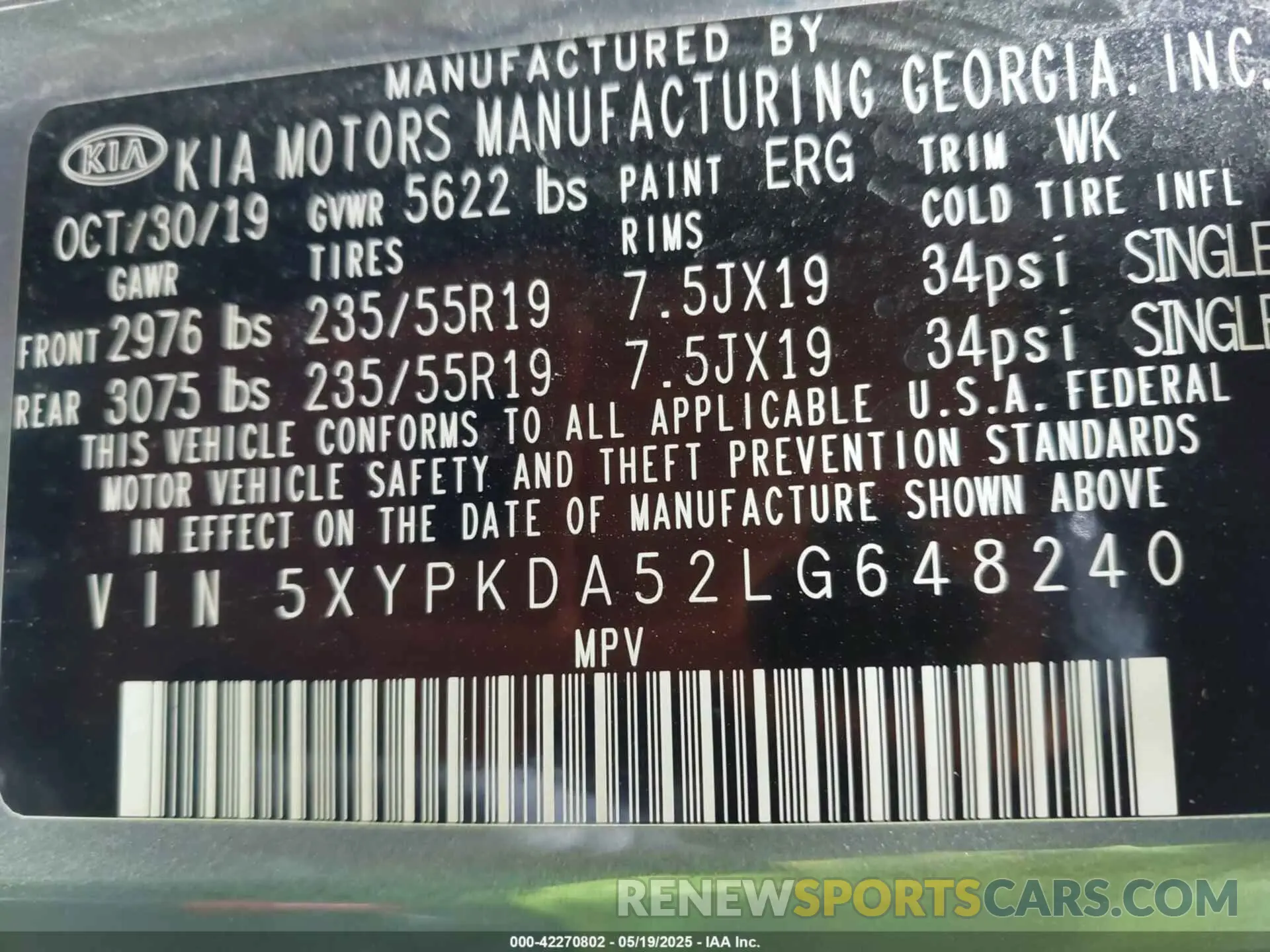 9 Photograph of a damaged car 5XYPKDA52LG648240 KIA SORENTO 2020