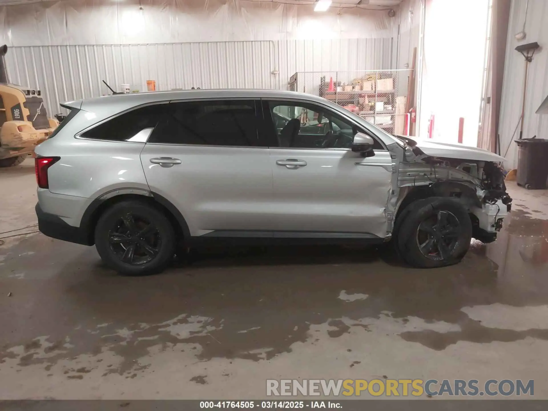 14 Photograph of a damaged car 5XYRG4LC0MG019700 KIA SORENTO 2021