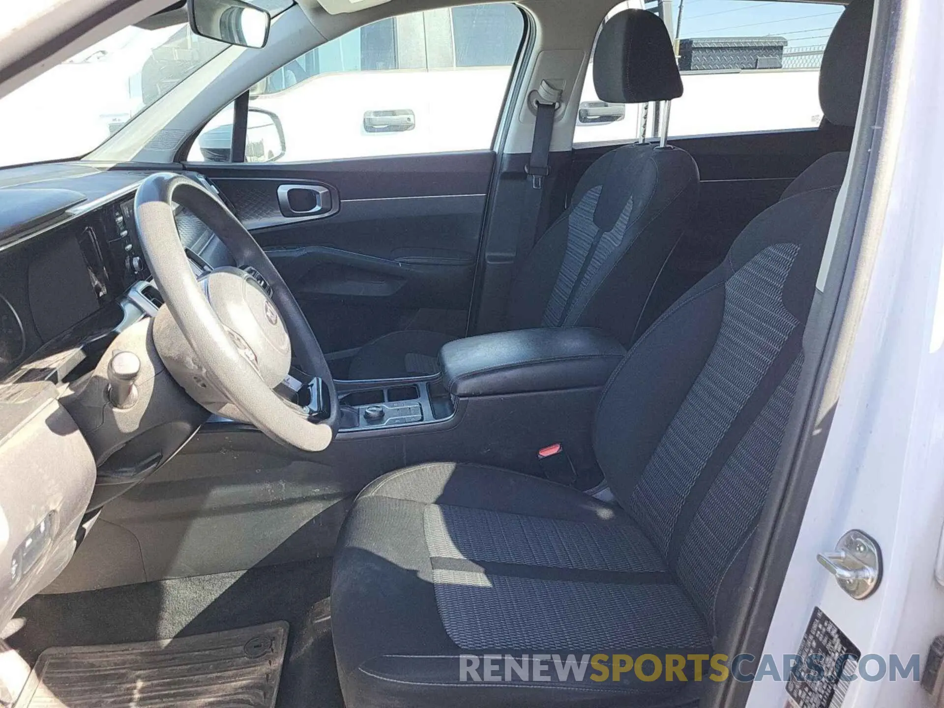 13 Photograph of a damaged car 5XYRG4LC1MG001044 KIA SORENTO 2021