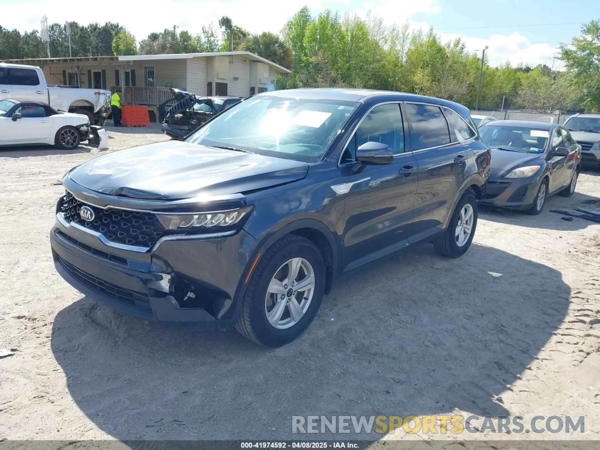 2 Photograph of a damaged car 5XYRG4LC1MG021424 KIA SORENTO 2021
