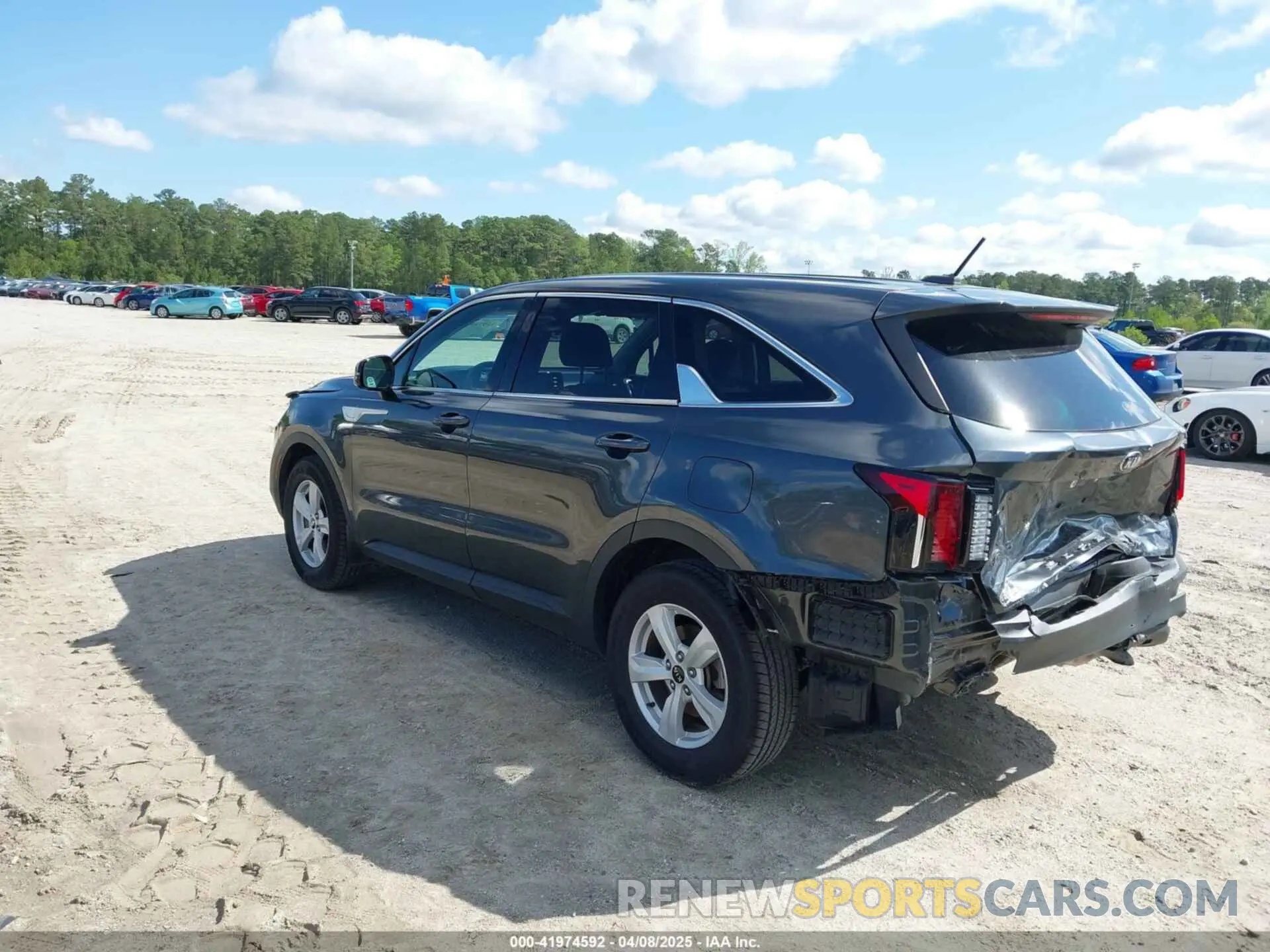 3 Photograph of a damaged car 5XYRG4LC1MG021424 KIA SORENTO 2021