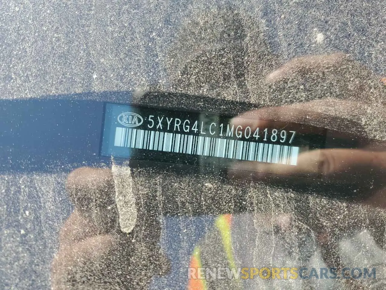 13 Photograph of a damaged car 5XYRG4LC1MG041897 KIA SORENTO 2021