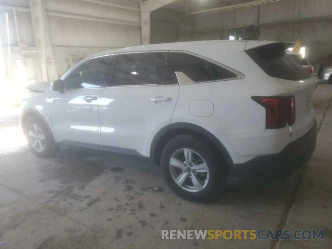 2 Photograph of a damaged car 5XYRG4LC2MG050981 KIA SORENTO 2021