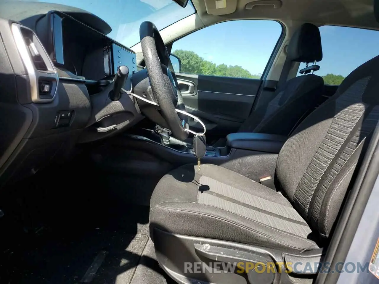 7 Photograph of a damaged car 5XYRG4LC3MG021795 KIA SORENTO 2021