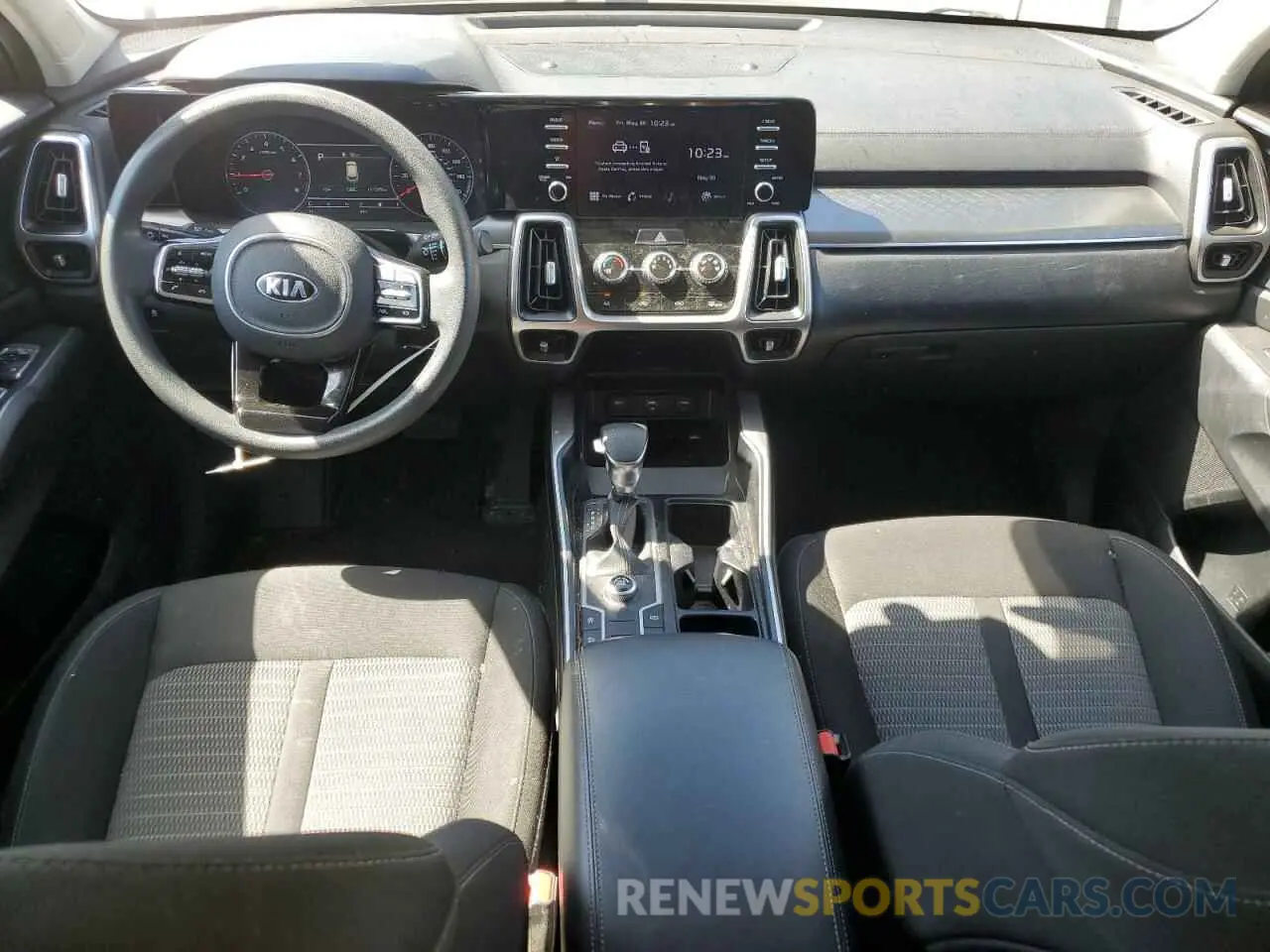 8 Photograph of a damaged car 5XYRG4LC3MG021795 KIA SORENTO 2021