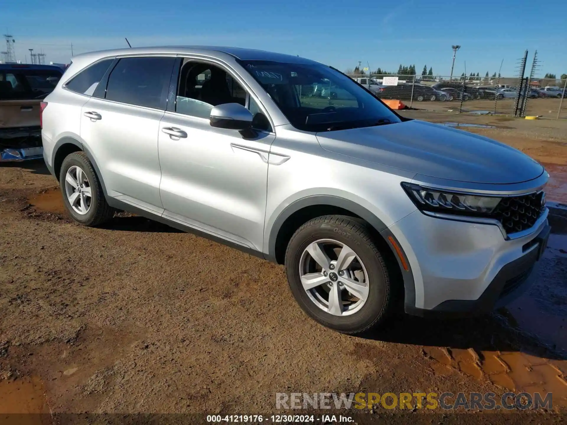 1 Photograph of a damaged car 5XYRG4LC3MG052013 KIA SORENTO 2021