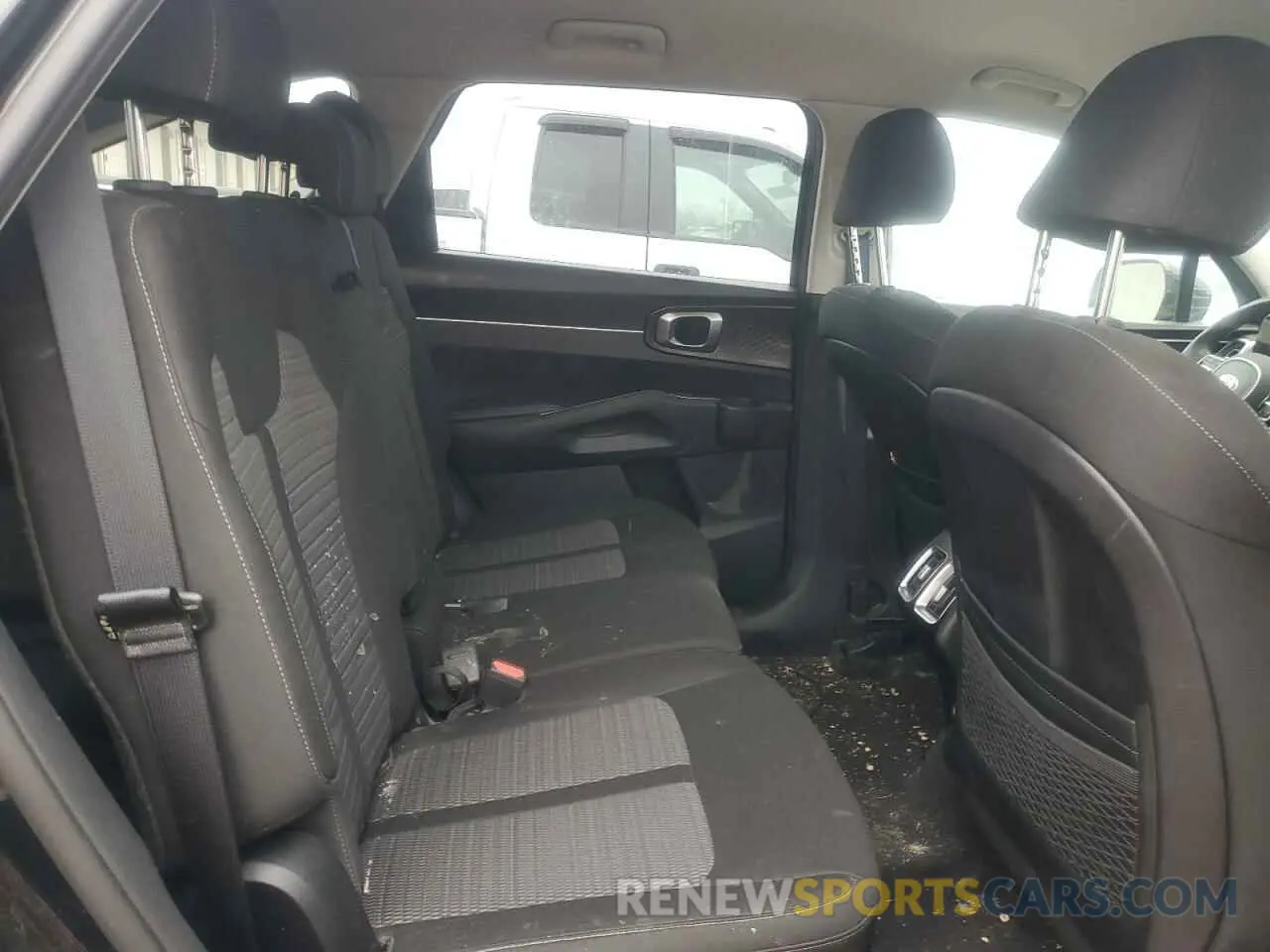 11 Photograph of a damaged car 5XYRG4LC4MG001331 KIA SORENTO 2021