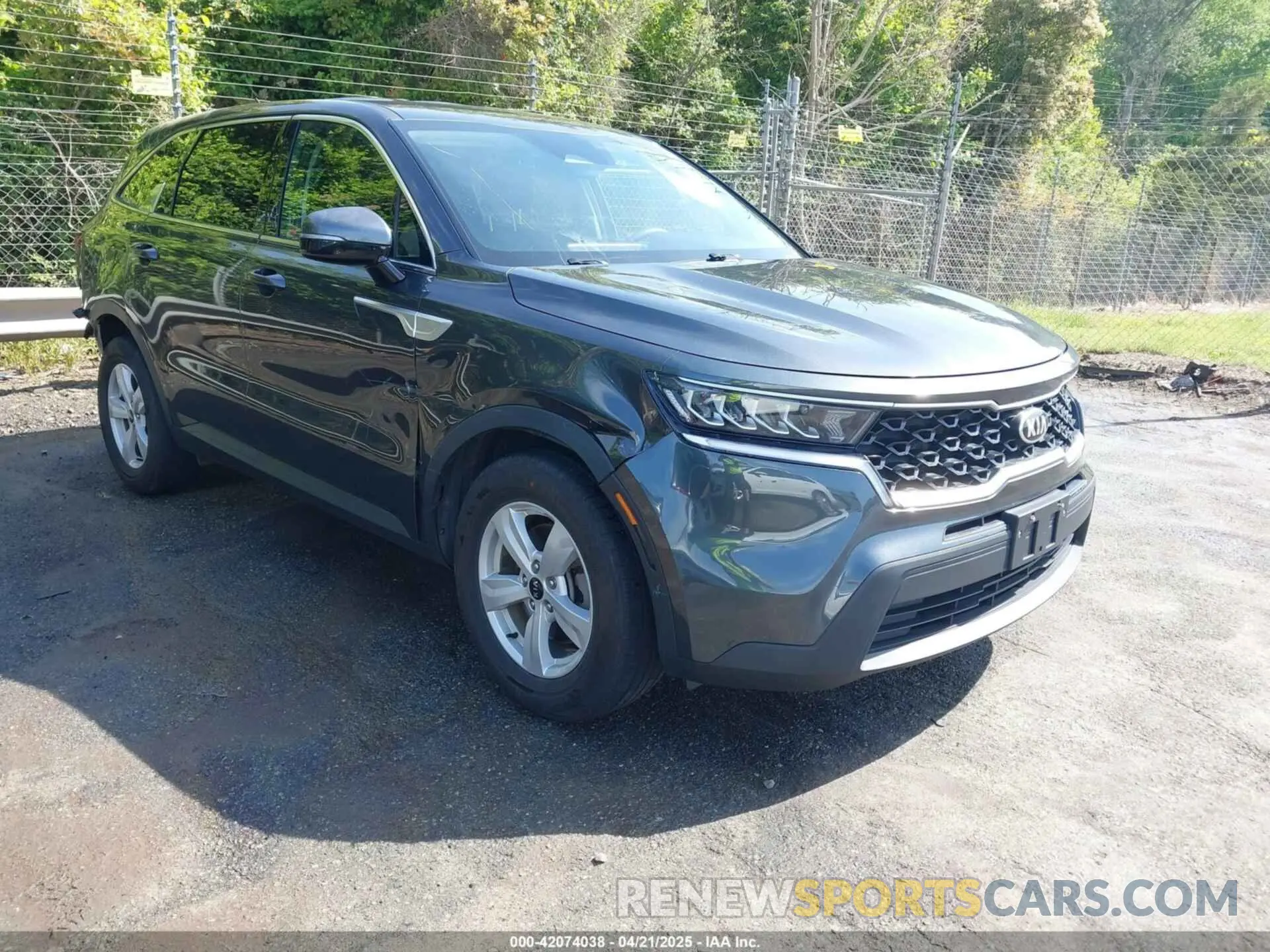 1 Photograph of a damaged car 5XYRG4LC5MG051378 KIA SORENTO 2021