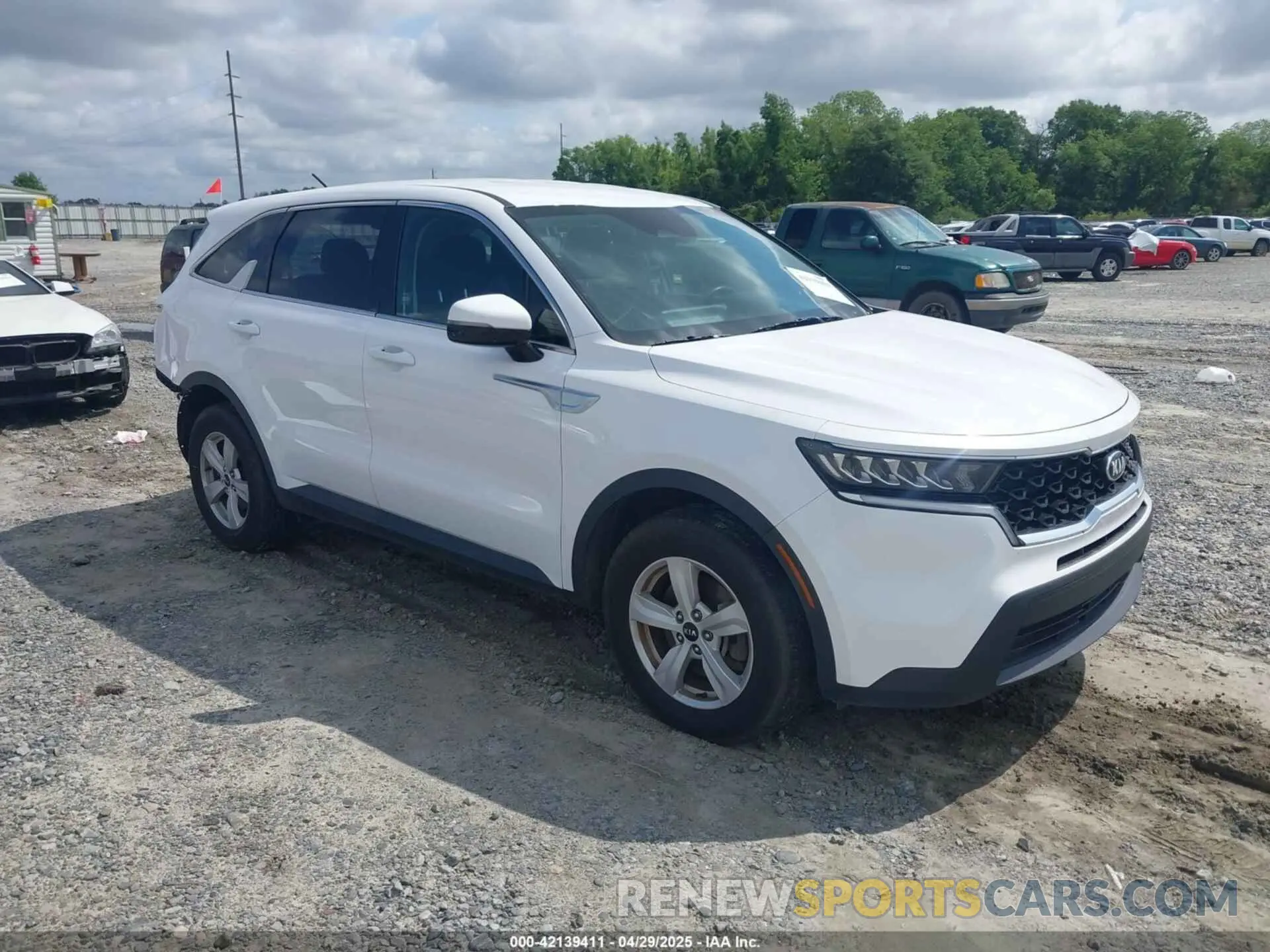 1 Photograph of a damaged car 5XYRG4LC6MG022343 KIA SORENTO 2021