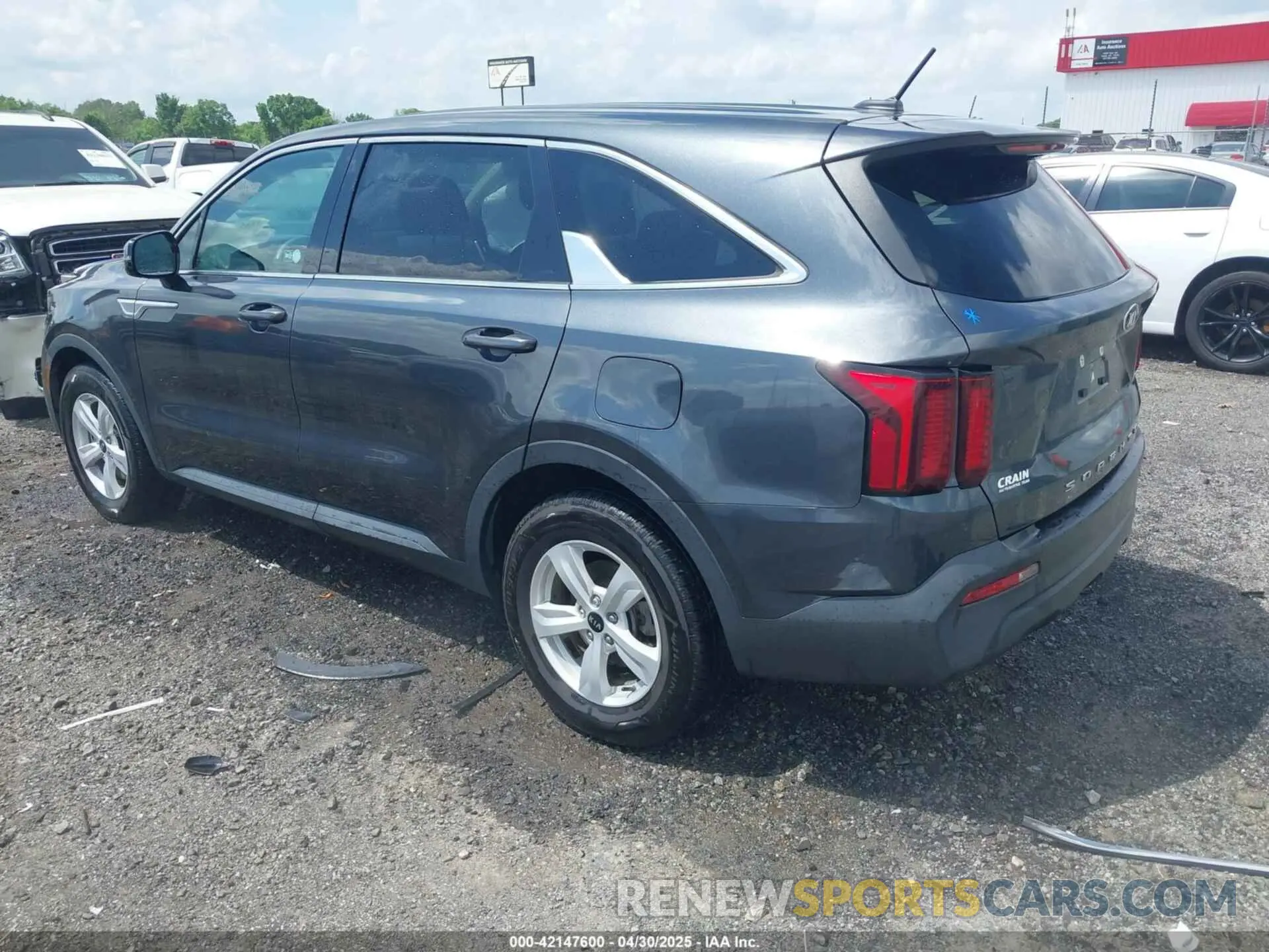 3 Photograph of a damaged car 5XYRG4LC7MG053164 KIA SORENTO 2021