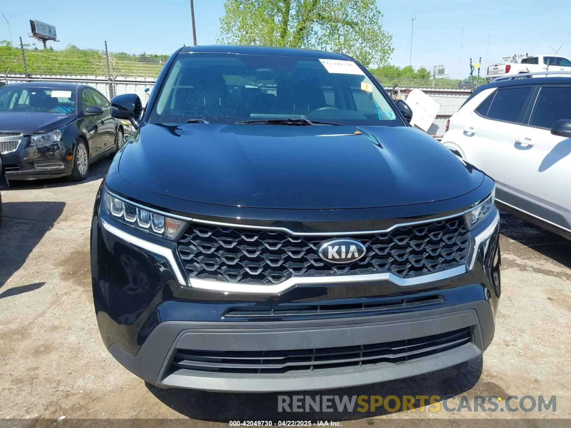 13 Photograph of a damaged car 5XYRG4LC8MG001333 KIA SORENTO 2021