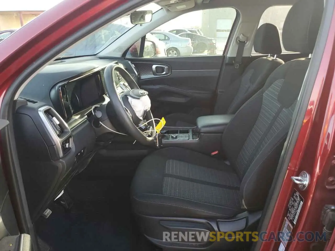 7 Photograph of a damaged car 5XYRG4LC8MG070183 KIA SORENTO 2021