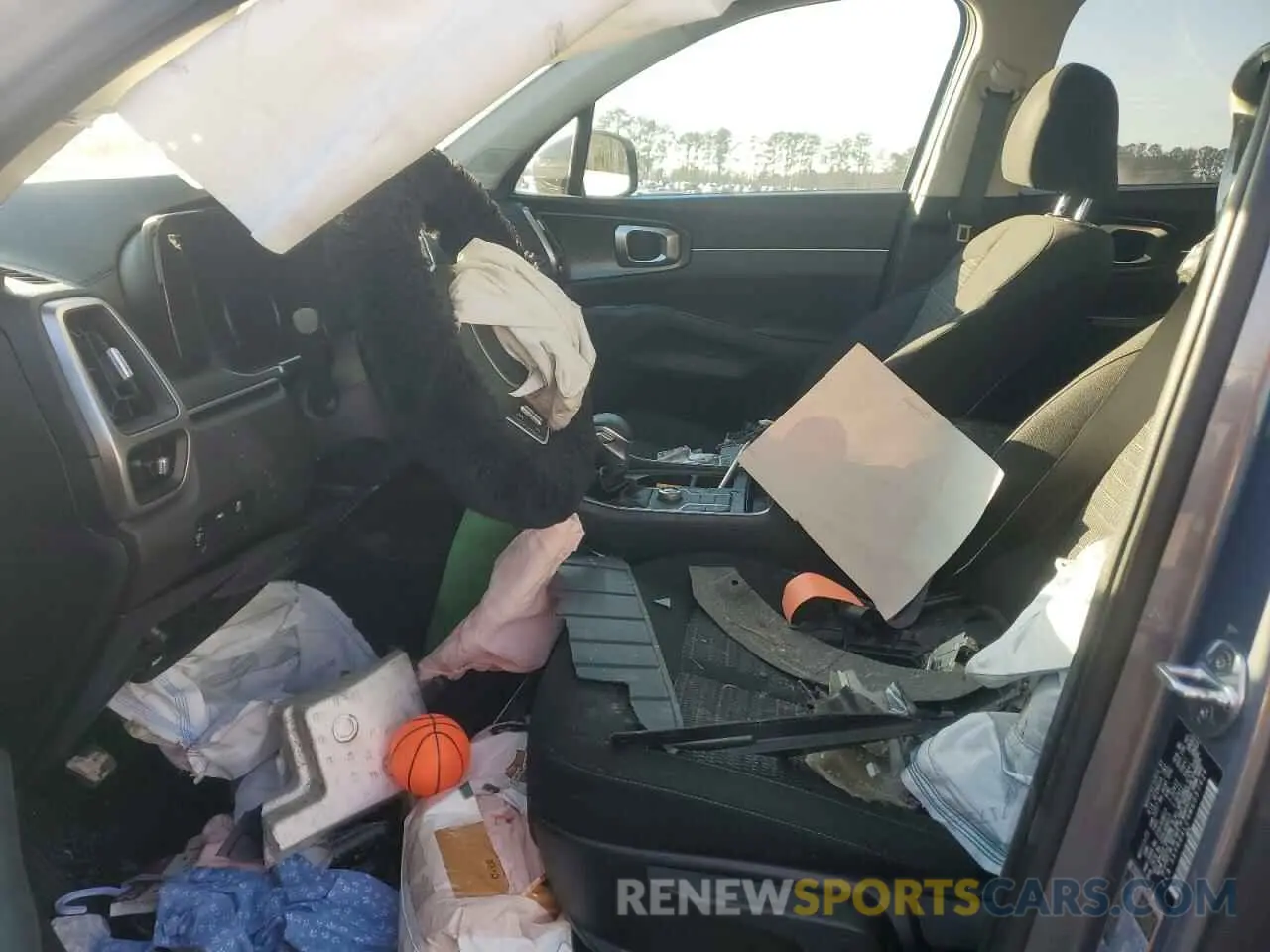 7 Photograph of a damaged car 5XYRG4LC9MG057426 KIA SORENTO 2021