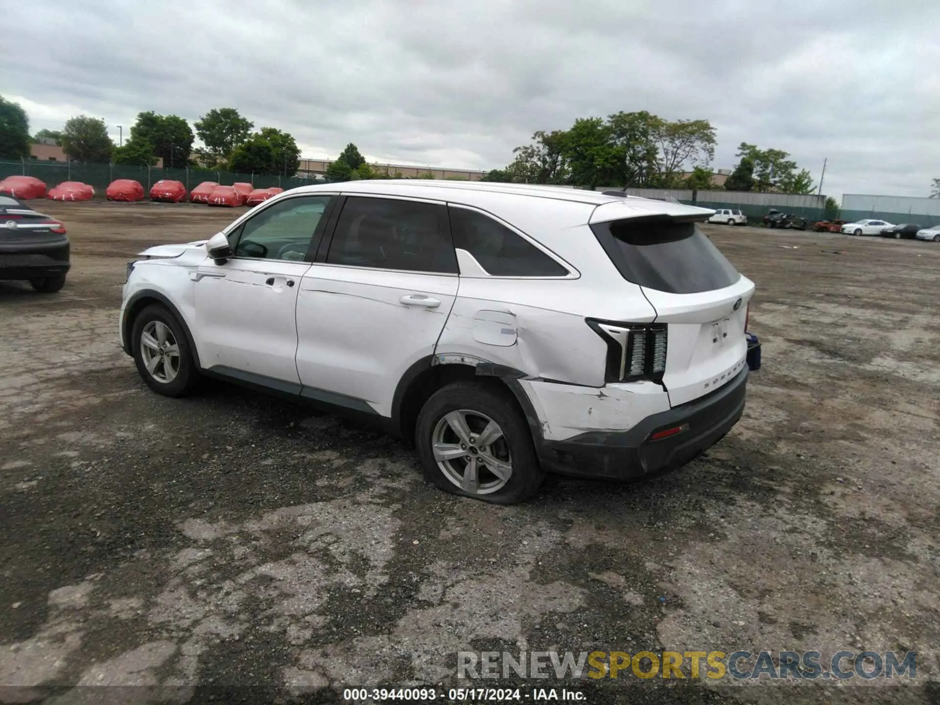 3 Photograph of a damaged car 5XYRG4LCXMG017520 KIA SORENTO 2021