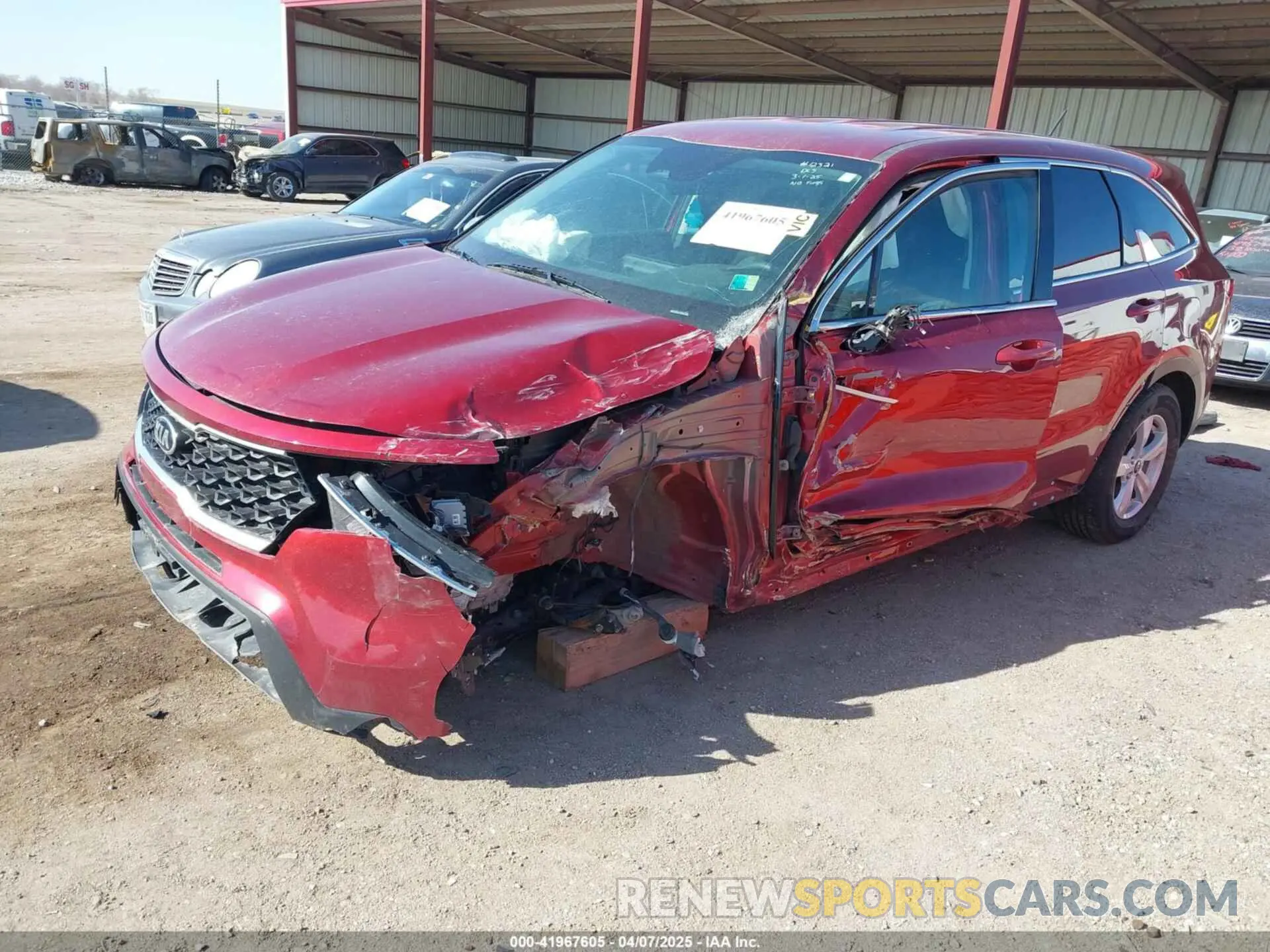 2 Photograph of a damaged car 5XYRG4LCXMG037993 KIA SORENTO 2021