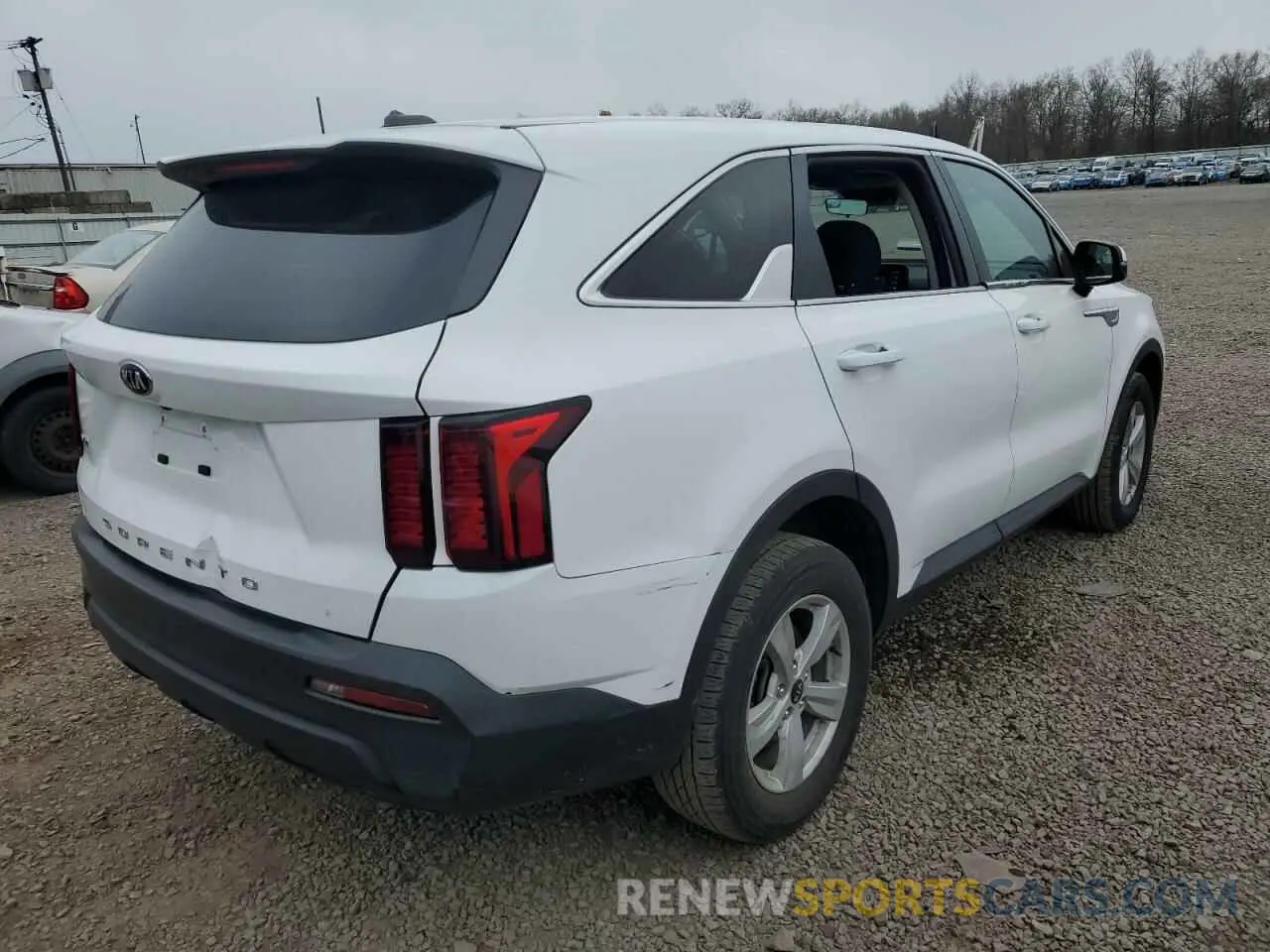 3 Photograph of a damaged car 5XYRGDLC4MG023118 KIA SORENTO 2021