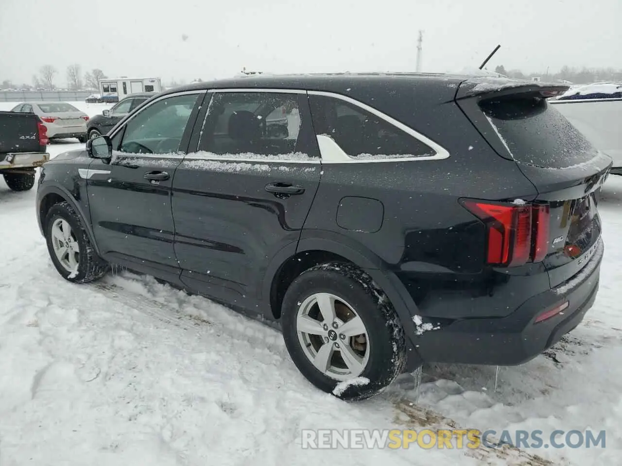 2 Photograph of a damaged car 5XYRGDLC5MG052952 KIA SORENTO 2021