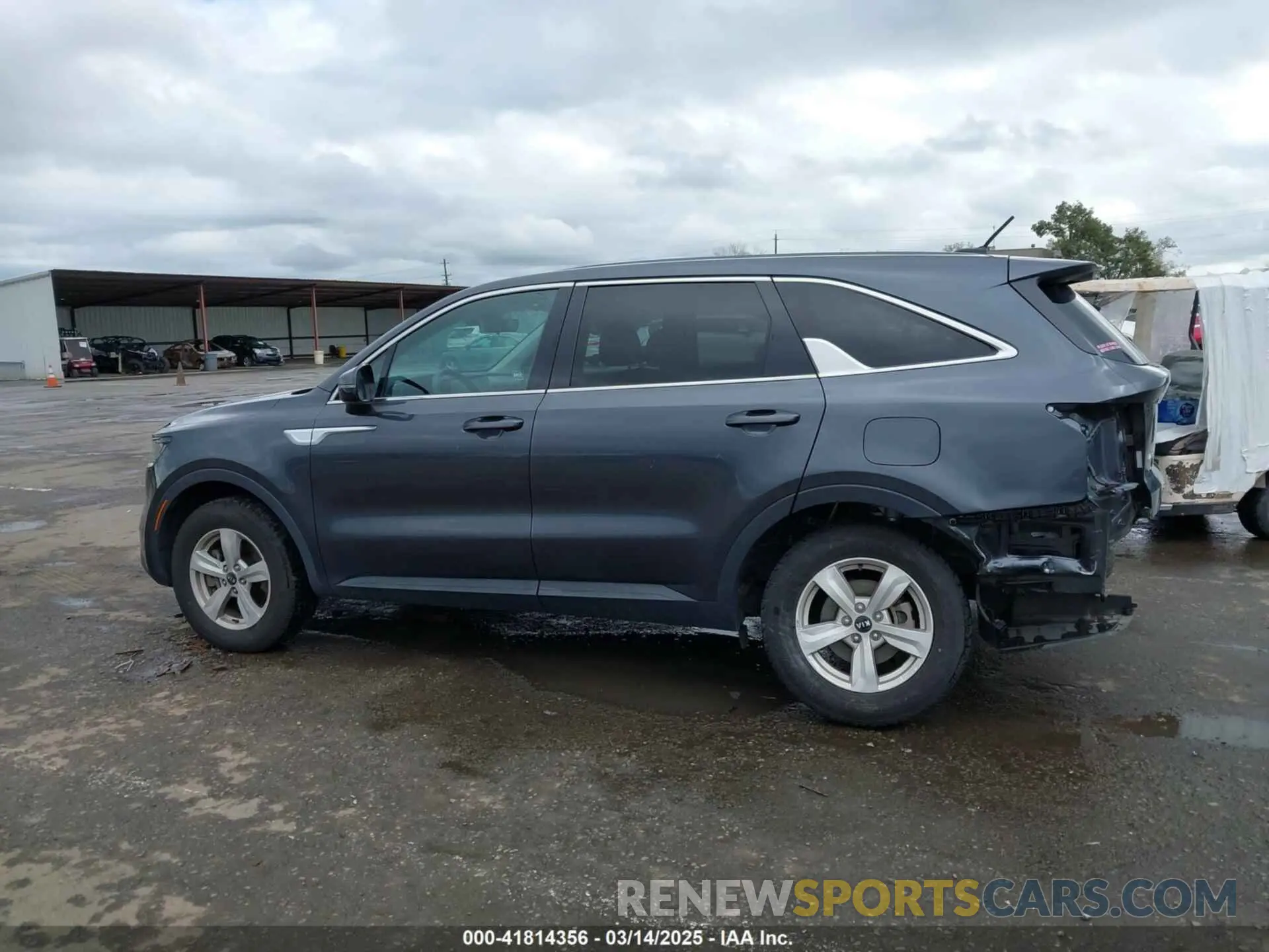14 Photograph of a damaged car 5XYRGDLC7MG043279 KIA SORENTO 2021