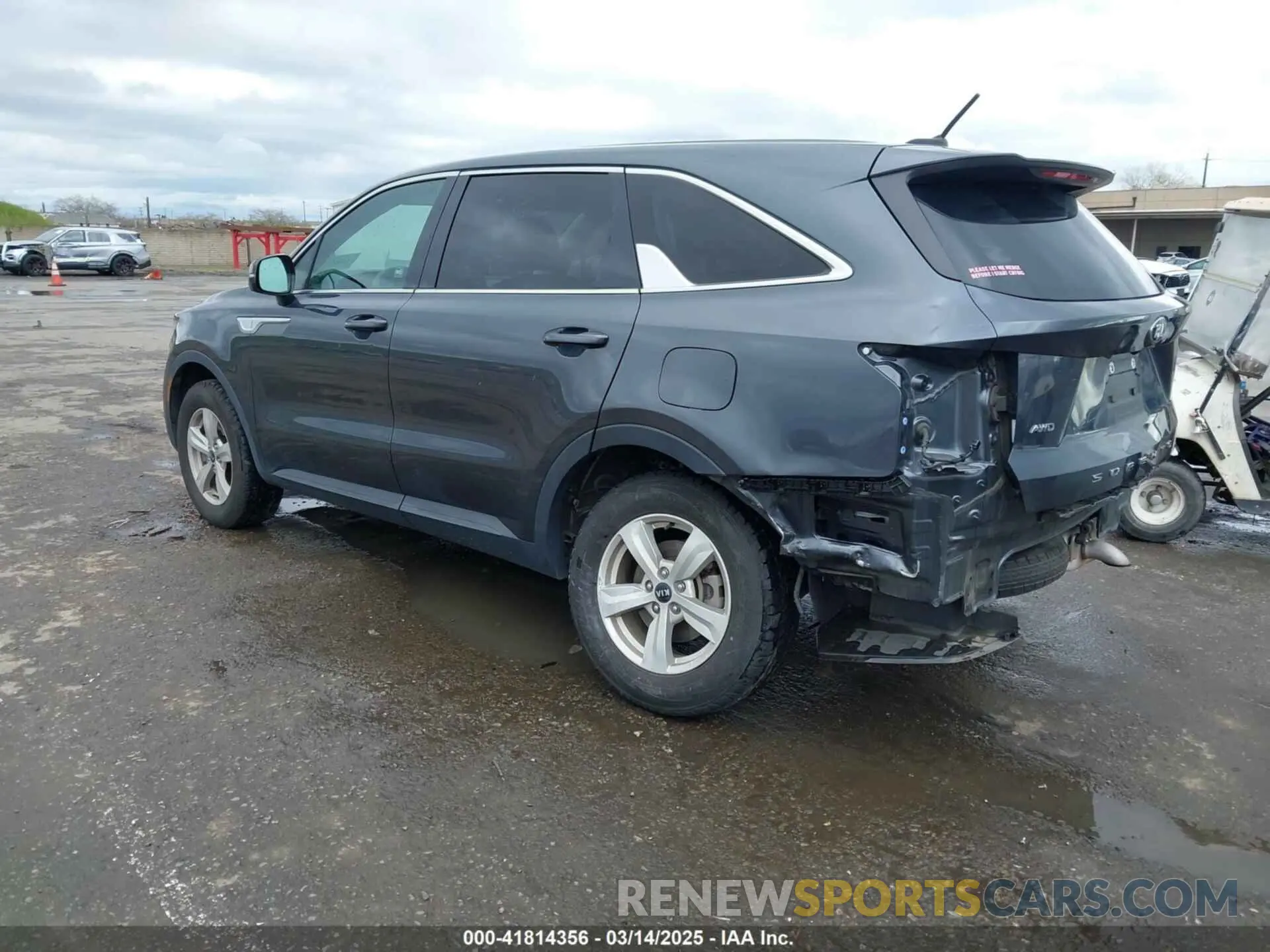 3 Photograph of a damaged car 5XYRGDLC7MG043279 KIA SORENTO 2021