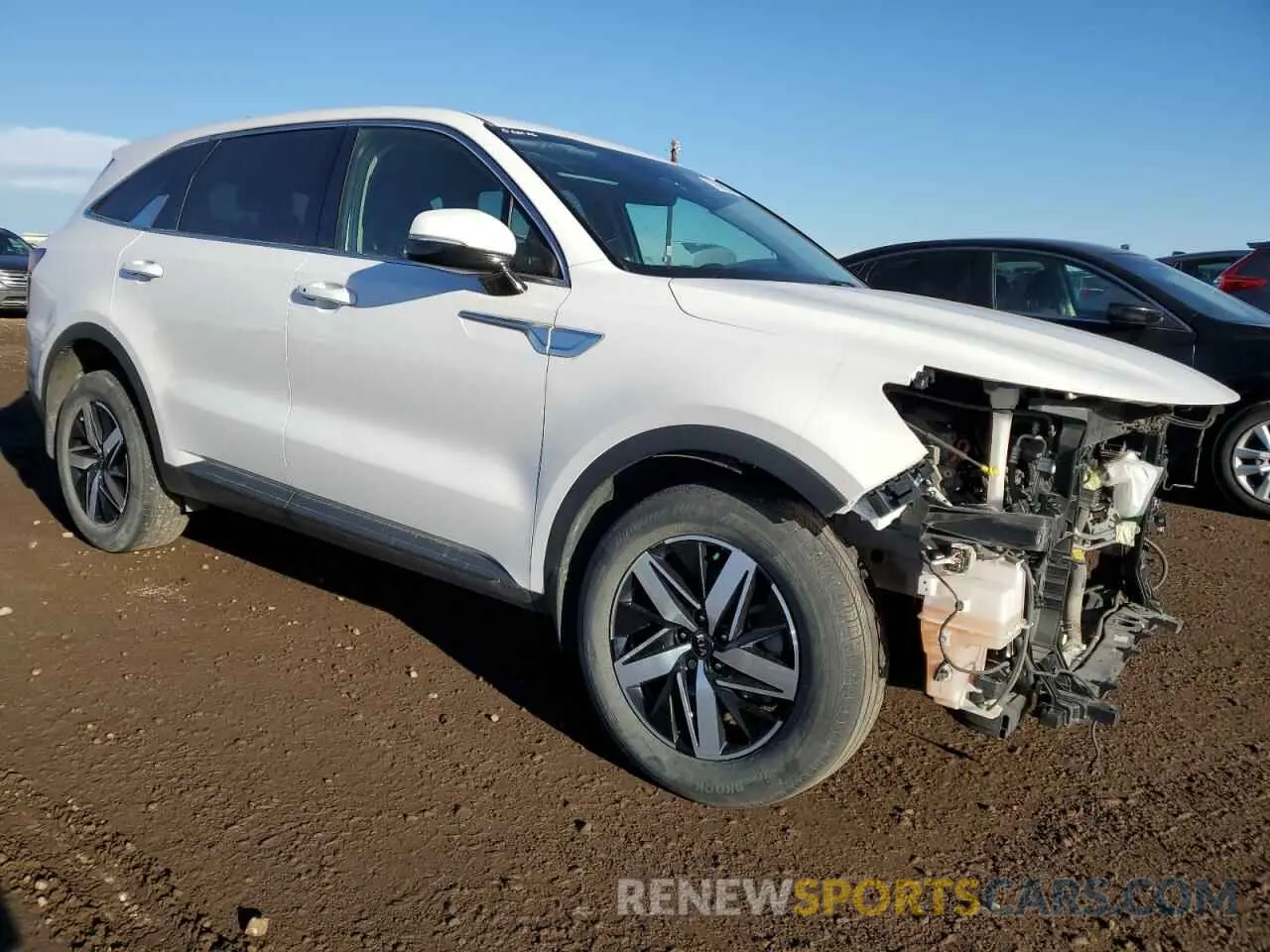 4 Photograph of a damaged car 5XYRGDLCXMG004900 KIA SORENTO 2021